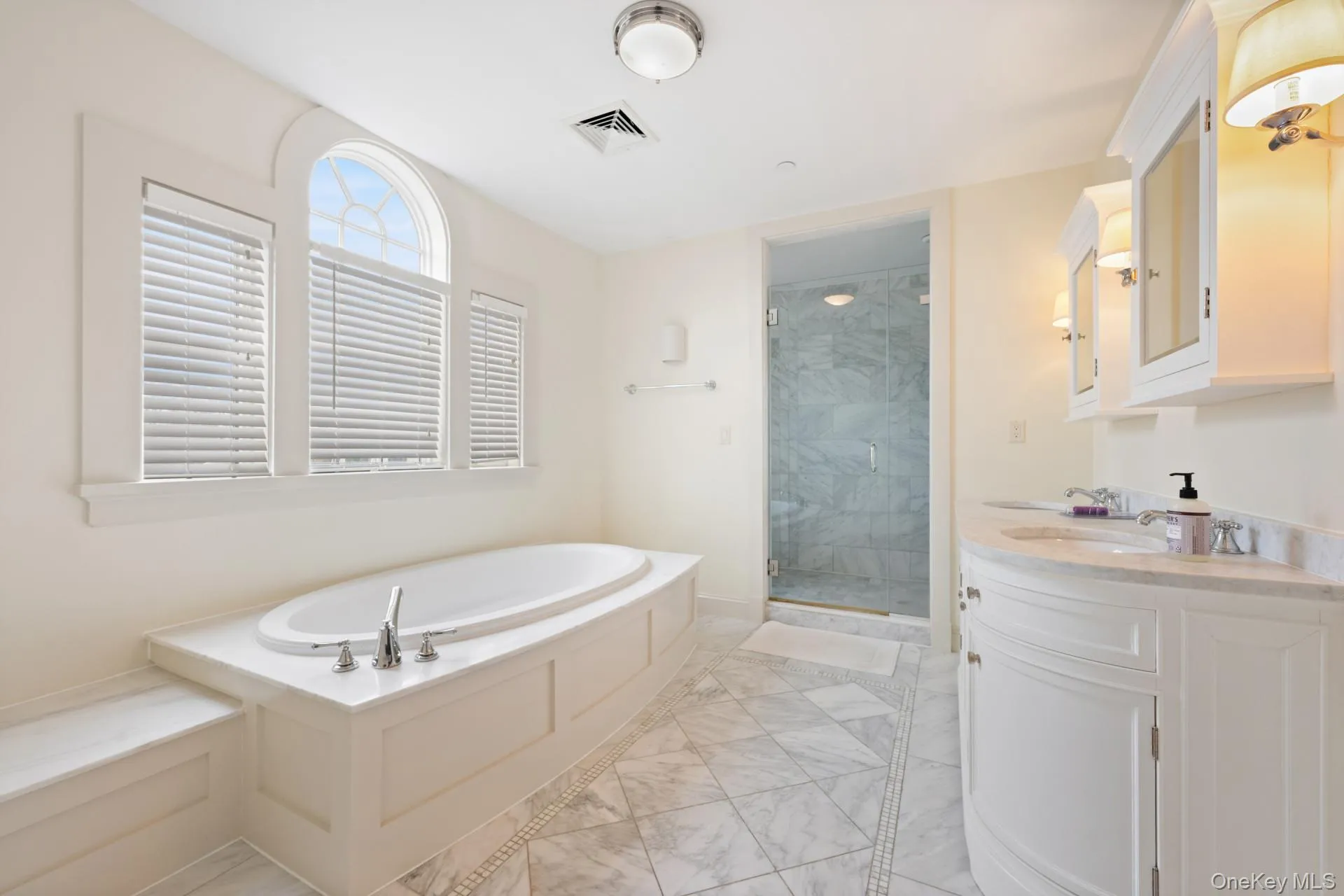 5041 Goodridge Avenue, New York, NY, 6 Bedrooms Bedrooms, 25 Rooms Rooms,6 BathroomsBathrooms,Residential Sale,For Rent,Goodridge,0,938874 5041 Goodridge Avenue, New York, NY, 6 Bedrooms Bedrooms, 25 Rooms Rooms,6 BathroomsBathrooms,Residential Sale,For Rent,Goodridge,0,938874