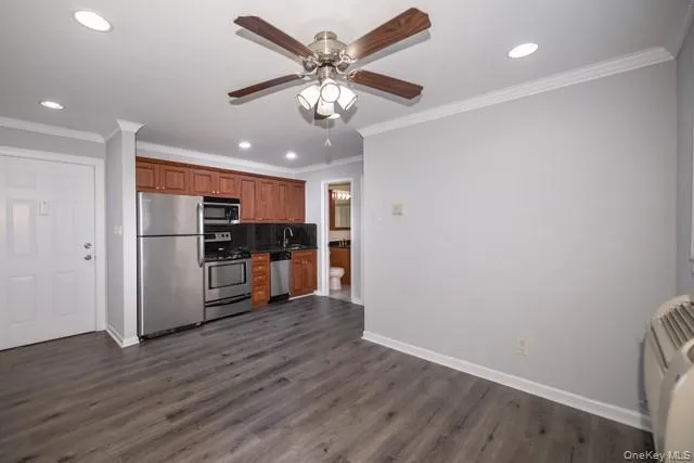 397B Great East Neck Road, Babylon, NY, 1 Bedroom Bedrooms, 4 Rooms Rooms,1 BathroomBathrooms,Residential Lease,Idx,Great East Neck,0,938884 397B Great East Neck Road, Babylon, NY, 1 Bedroom Bedrooms, 4 Rooms Rooms,1 BathroomBathrooms,Residential Lease,Idx,Great East Neck,0,938884