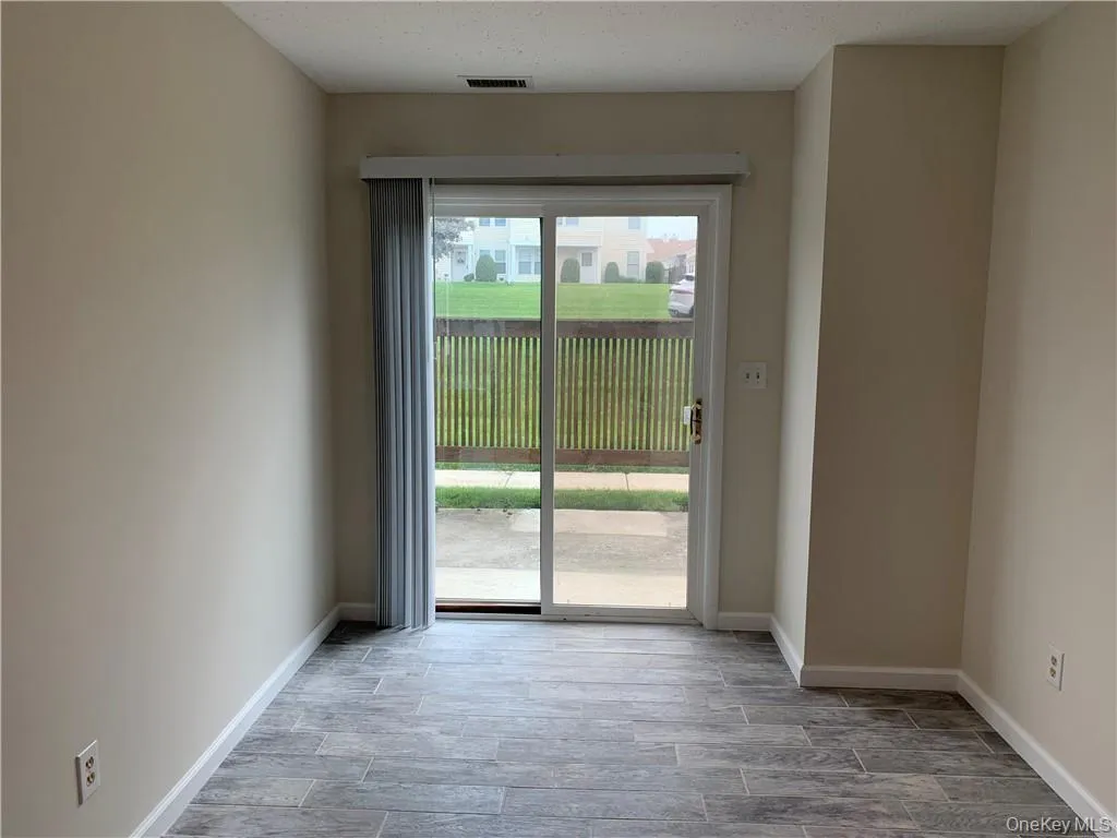 3607 Whispering Hills, Chester Town, NY, 2 Bedrooms Bedrooms, 5 Rooms Rooms,1 BathroomBathrooms,Residential Lease,Idx,Whispering,0,938927 3607 Whispering Hills, Chester Town, NY, 2 Bedrooms Bedrooms, 5 Rooms Rooms,1 BathroomBathrooms,Residential Lease,Idx,Whispering,0,938927