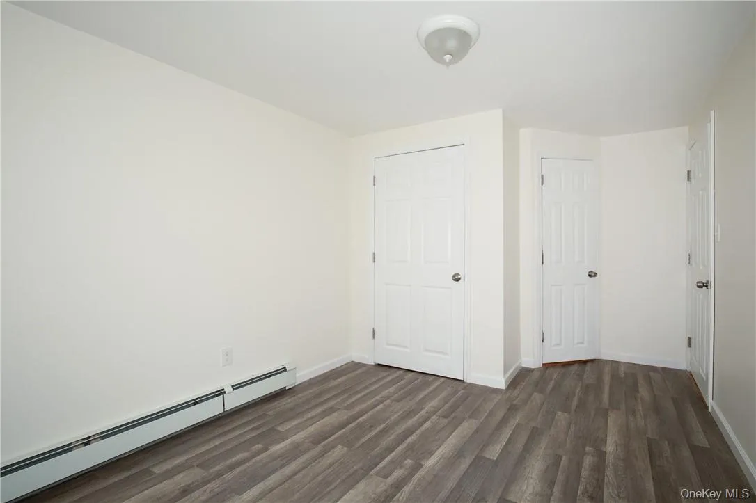 80 Dorsey Lane, Hyde Park, NY, 1 Bedroom Bedrooms, 3 Rooms Rooms,1 BathroomBathrooms,Residential Lease,Idx,Dorsey,0,939004 80 Dorsey Lane, Hyde Park, NY, 1 Bedroom Bedrooms, 3 Rooms Rooms,1 BathroomBathrooms,Residential Lease,Idx,Dorsey,0,939004