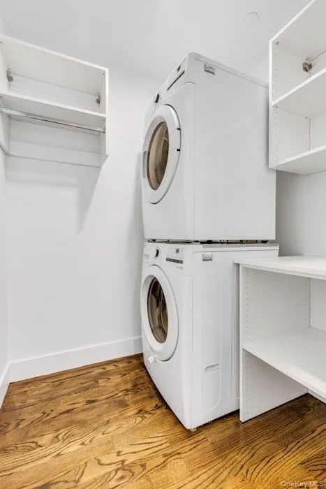 1431 Old Northern Boulevard, North Hempstead, NY, 1 Bedroom Bedrooms, 3 Rooms Rooms,1 BathroomBathrooms,Residential Lease,For Rent,Old Northern,0,939042 1431 Old Northern Boulevard, North Hempstead, NY, 1 Bedroom Bedrooms, 3 Rooms Rooms,1 BathroomBathrooms,Residential Lease,For Rent,Old Northern,0,939042