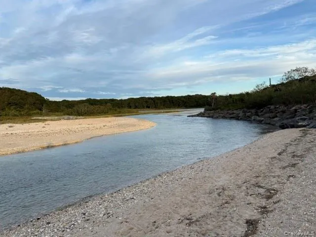 25 Miami Avenue, Southold, NY, 3 Bedrooms Bedrooms, 8 Rooms Rooms,2 BathroomsBathrooms,Residential Lease,For Rent,Miami,0,939102 25 Miami Avenue, Southold, NY, 3 Bedrooms Bedrooms, 8 Rooms Rooms,2 BathroomsBathrooms,Residential Lease,For Rent,Miami,0,939102