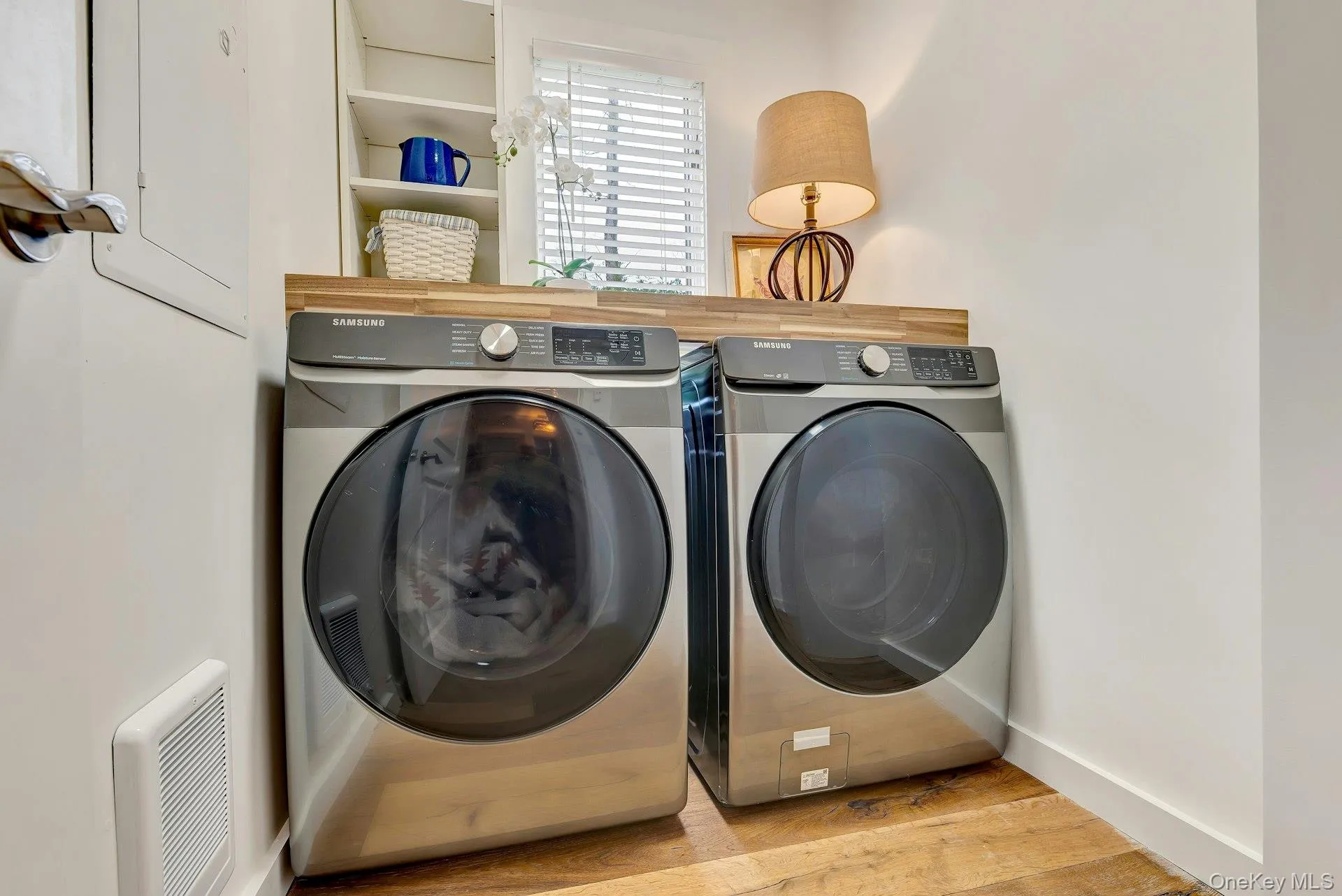 25 Miami Avenue, Southold, NY, 3 Bedrooms Bedrooms, 8 Rooms Rooms,2 BathroomsBathrooms,Residential Lease,For Rent,Miami,0,939102 25 Miami Avenue, Southold, NY, 3 Bedrooms Bedrooms, 8 Rooms Rooms,2 BathroomsBathrooms,Residential Lease,For Rent,Miami,0,939102