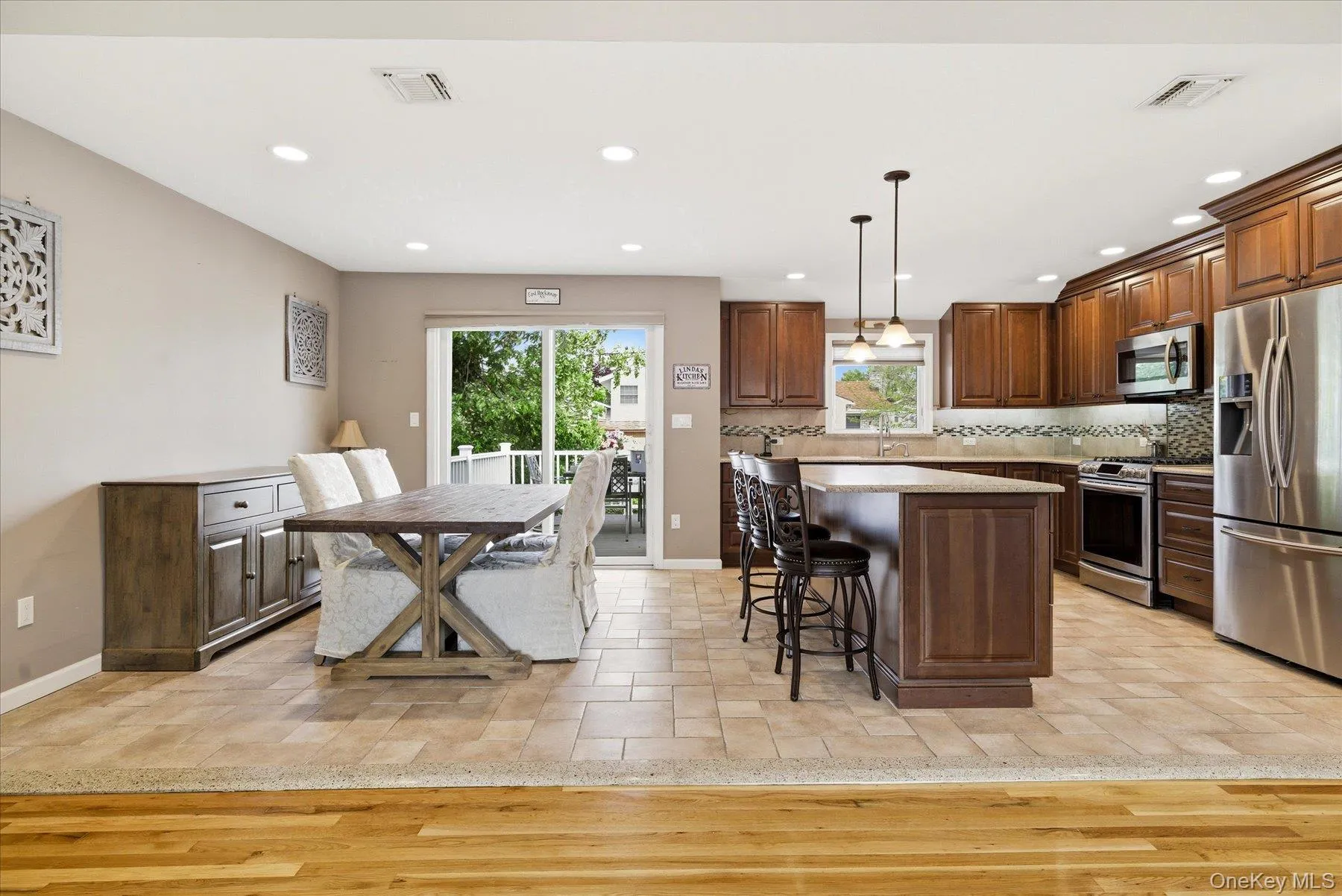 40 Cambridge Road, Hempstead, NY, 4 Bedrooms Bedrooms, 8 Rooms Rooms,2 BathroomsBathrooms,Residential,For Rent,Cambridge,0,939109 40 Cambridge Road, Hempstead, NY, 4 Bedrooms Bedrooms, 8 Rooms Rooms,2 BathroomsBathrooms,Residential,For Rent,Cambridge,0,939109