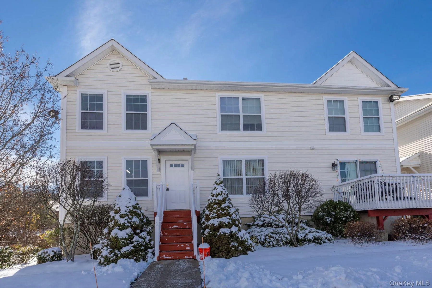 View of front of home View of front of home