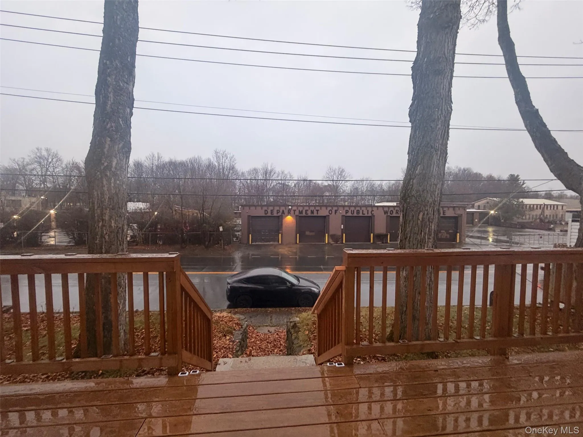 View of front porch and main entrance View of front porch and main entrance