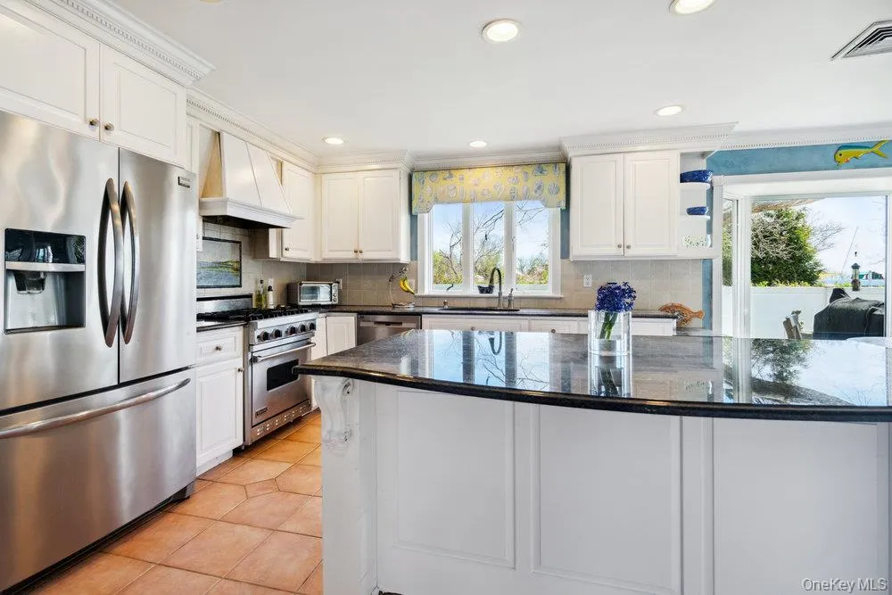 30 Consuelo Place, Islip, NY, 4 Bedrooms Bedrooms, 9 Rooms Rooms,2 BathroomsBathrooms,Residential Lease,For Rent,Consuelo,0,939185 30 Consuelo Place, Islip, NY, 4 Bedrooms Bedrooms, 9 Rooms Rooms,2 BathroomsBathrooms,Residential Lease,For Rent,Consuelo,0,939185