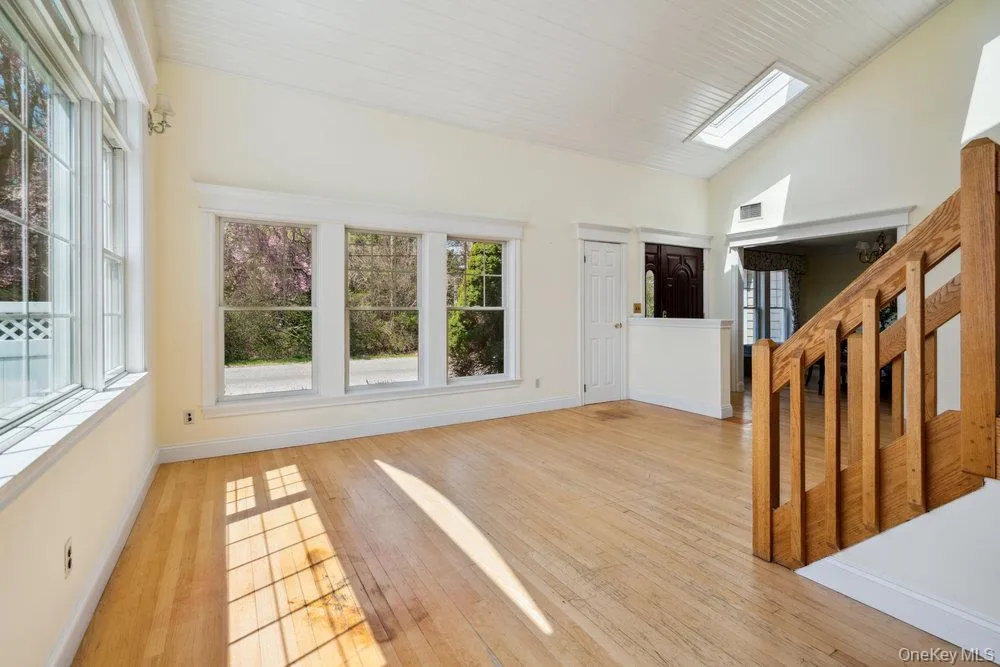 30 Consuelo Place, Islip, NY, 4 Bedrooms Bedrooms, 9 Rooms Rooms,2 BathroomsBathrooms,Residential Lease,For Rent,Consuelo,0,939185 30 Consuelo Place, Islip, NY, 4 Bedrooms Bedrooms, 9 Rooms Rooms,2 BathroomsBathrooms,Residential Lease,For Rent,Consuelo,0,939185