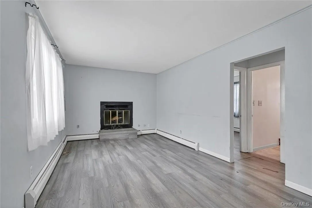 7 Herbst Drive, Blooming Grove, NY, 3 Bedrooms Bedrooms, 5 Rooms Rooms,1 BathroomBathrooms,Residential Lease,Idx,Herbst,0,939261 7 Herbst Drive, Blooming Grove, NY, 3 Bedrooms Bedrooms, 5 Rooms Rooms,1 BathroomBathrooms,Residential Lease,Idx,Herbst,0,939261