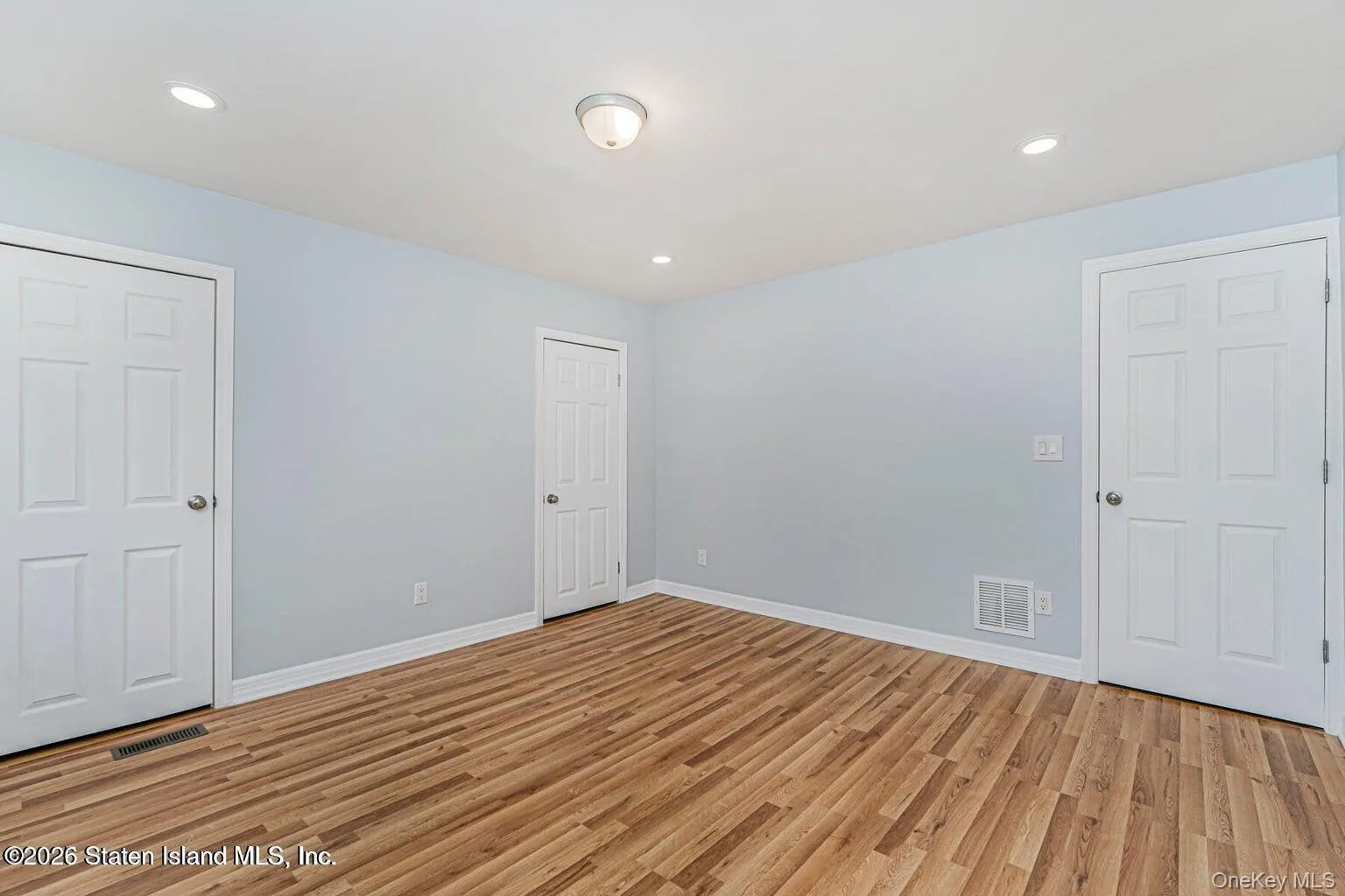 13 Laforge Ave, New York, NY, 3 Bedrooms Bedrooms, 7 Rooms Rooms,2 BathroomsBathrooms,Residential,For Rent,Laforge Ave,0,939300 13 Laforge Ave, New York, NY, 3 Bedrooms Bedrooms, 7 Rooms Rooms,2 BathroomsBathrooms,Residential,For Rent,Laforge Ave,0,939300
