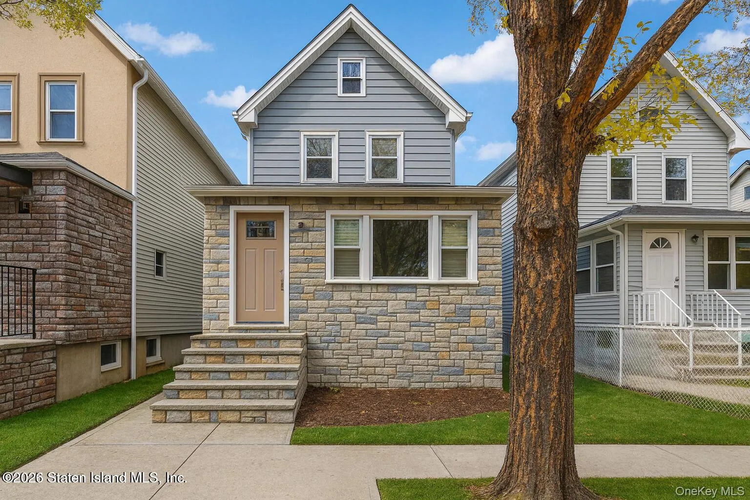 13 Laforge Ave, New York, NY, 3 Bedrooms Bedrooms, 7 Rooms Rooms,2 BathroomsBathrooms,Residential,For Rent,Laforge Ave,0,939300 13 Laforge Ave, New York, NY, 3 Bedrooms Bedrooms, 7 Rooms Rooms,2 BathroomsBathrooms,Residential,For Rent,Laforge Ave,0,939300