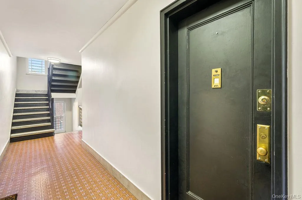 Doorway to property Doorway to property