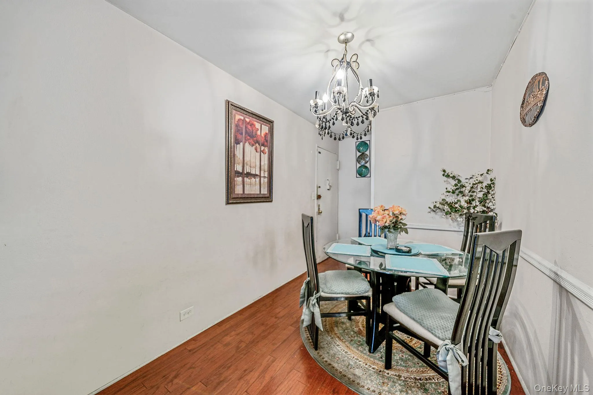 61-25 97 Street, New York, NY, 2 Bedrooms Bedrooms, 6 Rooms Rooms,1 BathroomBathrooms,Residential,For Rent,97,0,KEY939449 61-25 97 Street, New York, NY, 2 Bedrooms Bedrooms, 6 Rooms Rooms,1 BathroomBathrooms,Residential,For Rent,97,0,KEY939449