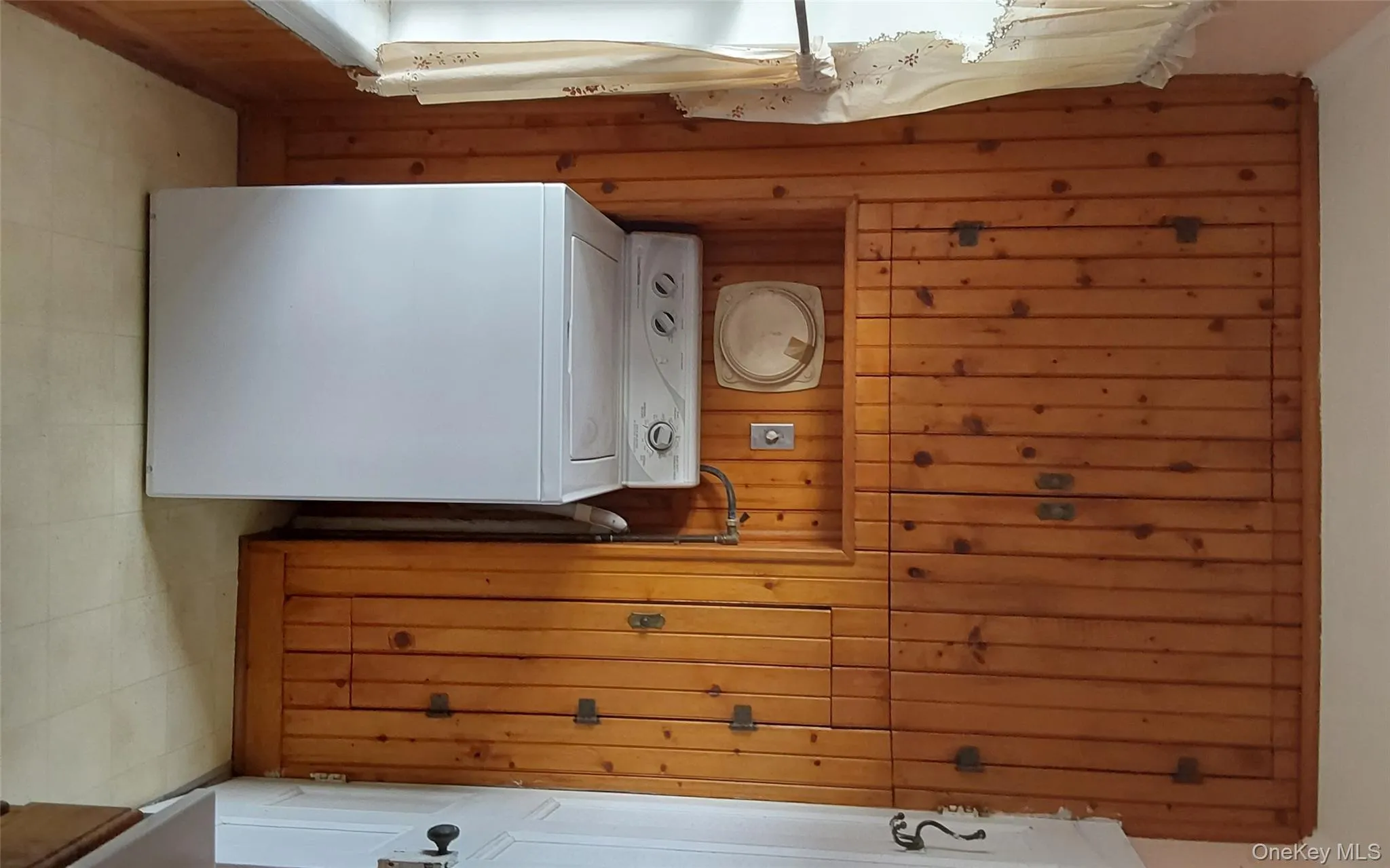 2767 Route 6, Wawayanda, NY, 5 Bedrooms Bedrooms, 8 Rooms Rooms,1 BathroomBathrooms,Residential Lease,Idx,Route 6,0,939477 2767 Route 6, Wawayanda, NY, 5 Bedrooms Bedrooms, 8 Rooms Rooms,1 BathroomBathrooms,Residential Lease,Idx,Route 6,0,939477