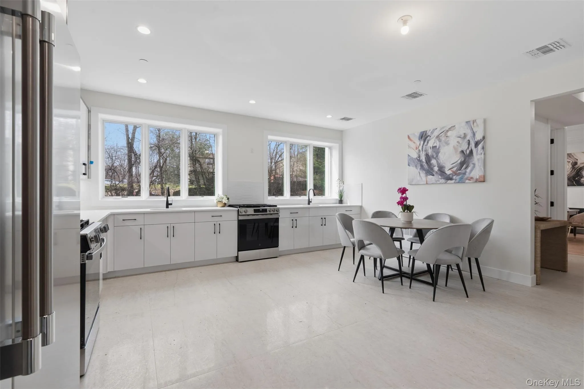5 Valley Way, Ramapo, NY, 5 Bedrooms Bedrooms, 8 Rooms Rooms,3 BathroomsBathrooms,Residential,For Rent,Valley,0,939521 5 Valley Way, Ramapo, NY, 5 Bedrooms Bedrooms, 8 Rooms Rooms,3 BathroomsBathrooms,Residential,For Rent,Valley,0,939521