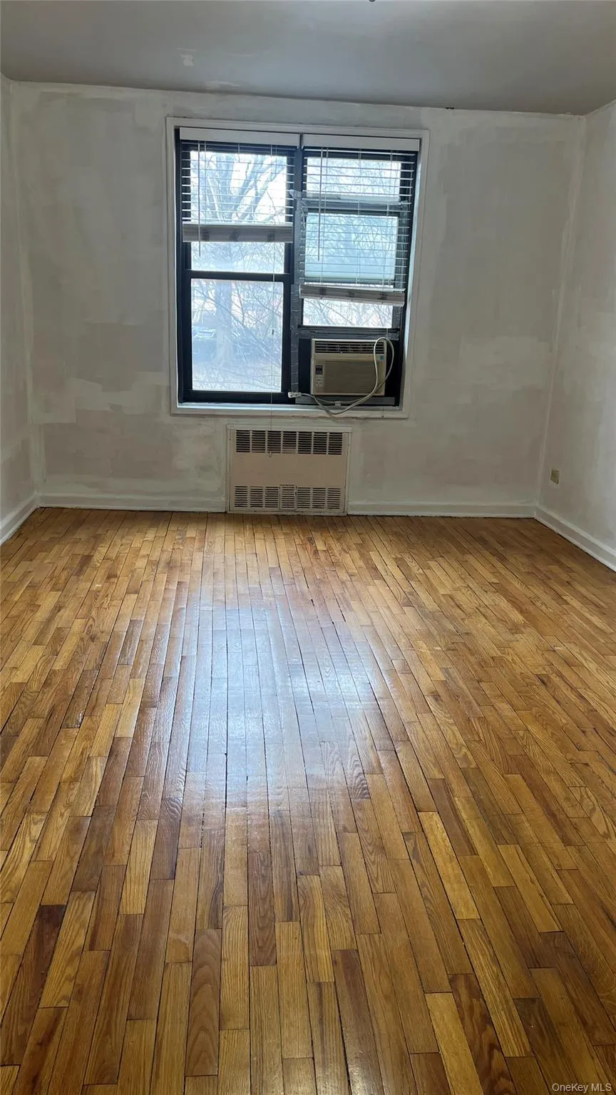 84-01 main street, New York, NY, 1 Bedroom Bedrooms, 4 Rooms Rooms,1 BathroomBathrooms,Residential,For Rent,main street,0,939573 84-01 main street, New York, NY, 1 Bedroom Bedrooms, 4 Rooms Rooms,1 BathroomBathrooms,Residential,For Rent,main street,0,939573