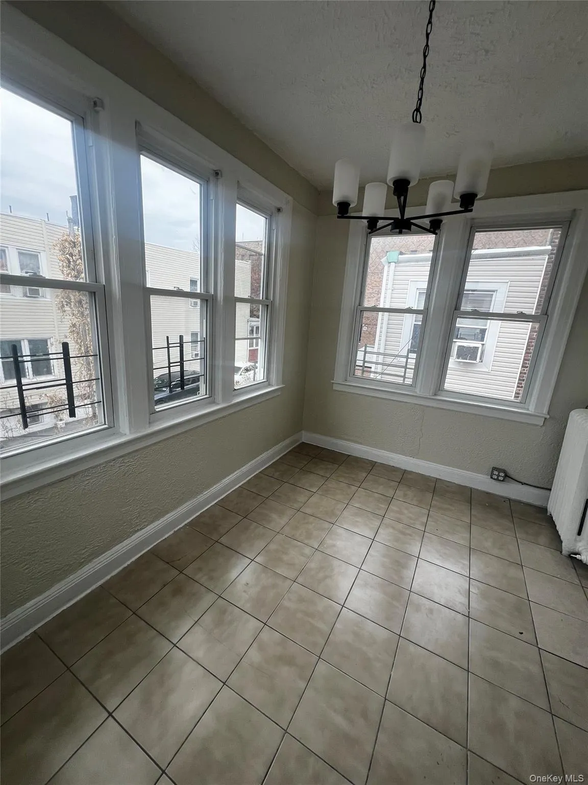 1113 Olmstead Avenue, New York, NY, 4 Bedrooms Bedrooms, 6 Rooms Rooms,1 BathroomBathrooms,Residential Lease,Idx,Olmstead,0,939577 1113 Olmstead Avenue, New York, NY, 4 Bedrooms Bedrooms, 6 Rooms Rooms,1 BathroomBathrooms,Residential Lease,Idx,Olmstead,0,939577