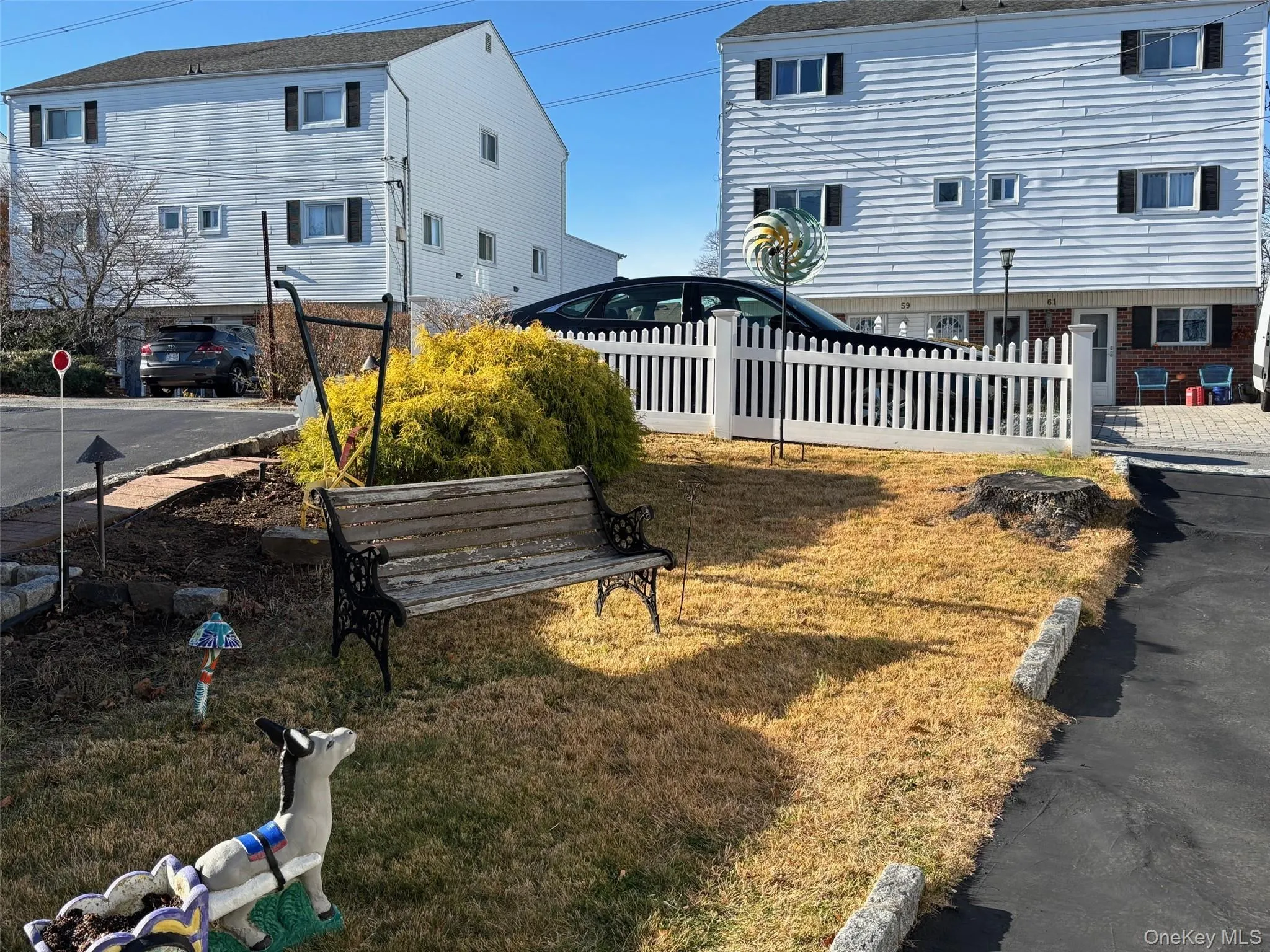 Front yard Front yard