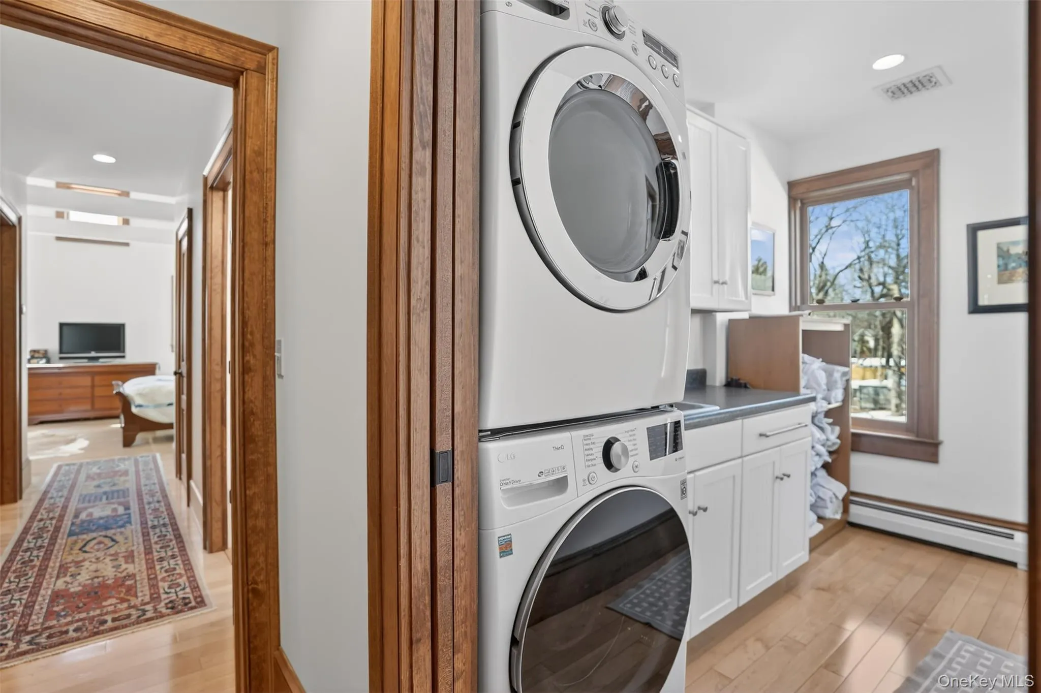 6455 Montgomery Street, Rhinebeck, NY, 3 Bedrooms Bedrooms, 9 Rooms Rooms,2 BathroomsBathrooms,Residential,For Rent,Montgomery,0,939612 6455 Montgomery Street, Rhinebeck, NY, 3 Bedrooms Bedrooms, 9 Rooms Rooms,2 BathroomsBathrooms,Residential,For Rent,Montgomery,0,939612