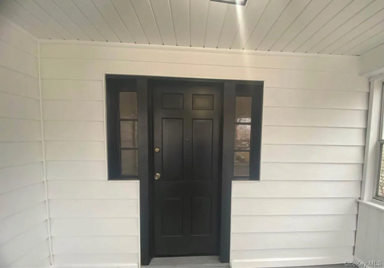 Doorway to property Doorway to property