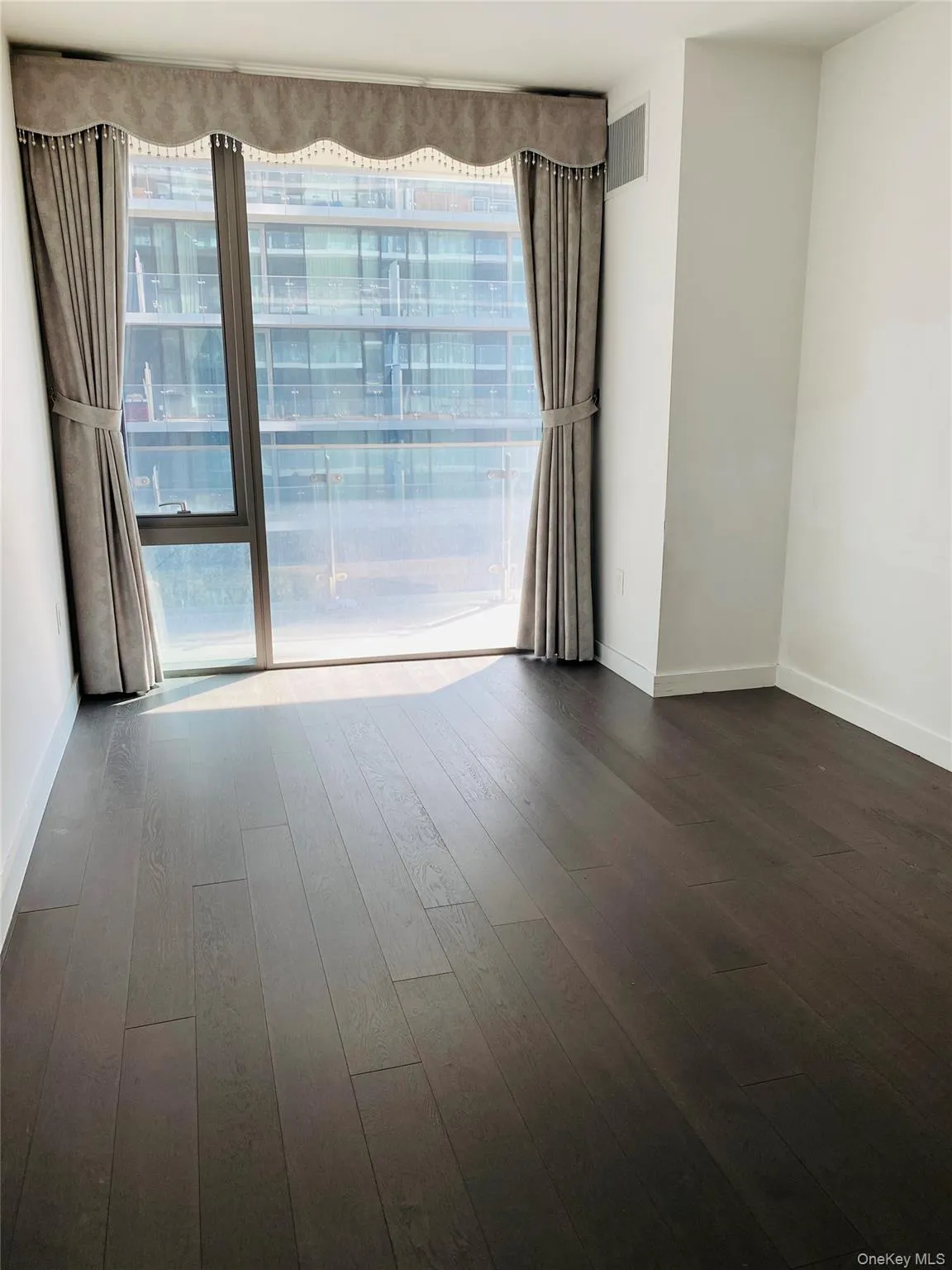 131-03 40 40 Road, New York, NY, 2 Bedrooms Bedrooms, 5 Rooms Rooms,2 BathroomsBathrooms,Residential Lease,Idx,40,0,939625 131-03 40 40 Road, New York, NY, 2 Bedrooms Bedrooms, 5 Rooms Rooms,2 BathroomsBathrooms,Residential Lease,Idx,40,0,939625