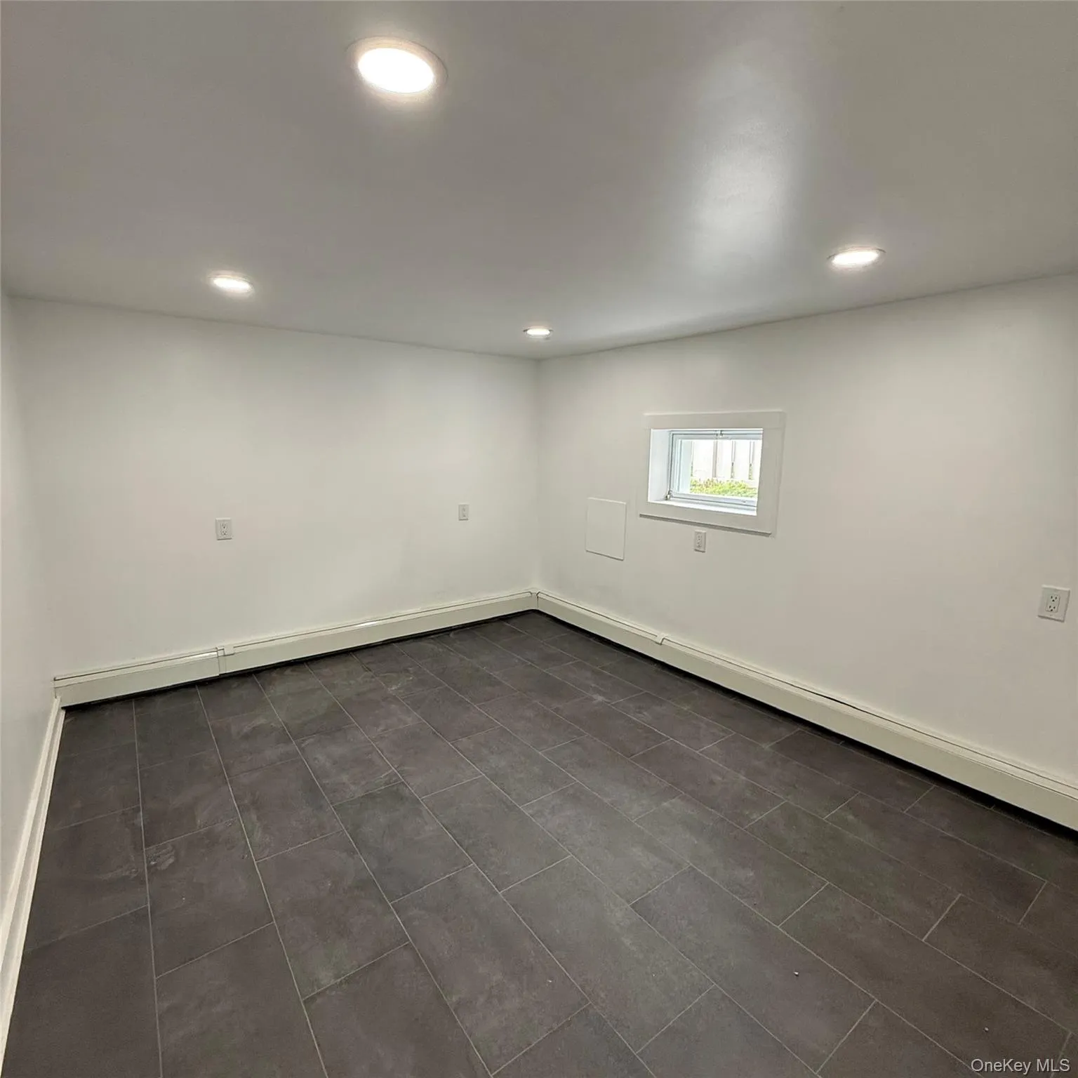 610 Laurelton Boulevard, Long Beach, NY, 4 Bedrooms Bedrooms, 8 Rooms Rooms,2 BathroomsBathrooms,Residential Lease,For Rent,Laurelton,0,939779 610 Laurelton Boulevard, Long Beach, NY, 4 Bedrooms Bedrooms, 8 Rooms Rooms,2 BathroomsBathrooms,Residential Lease,For Rent,Laurelton,0,939779