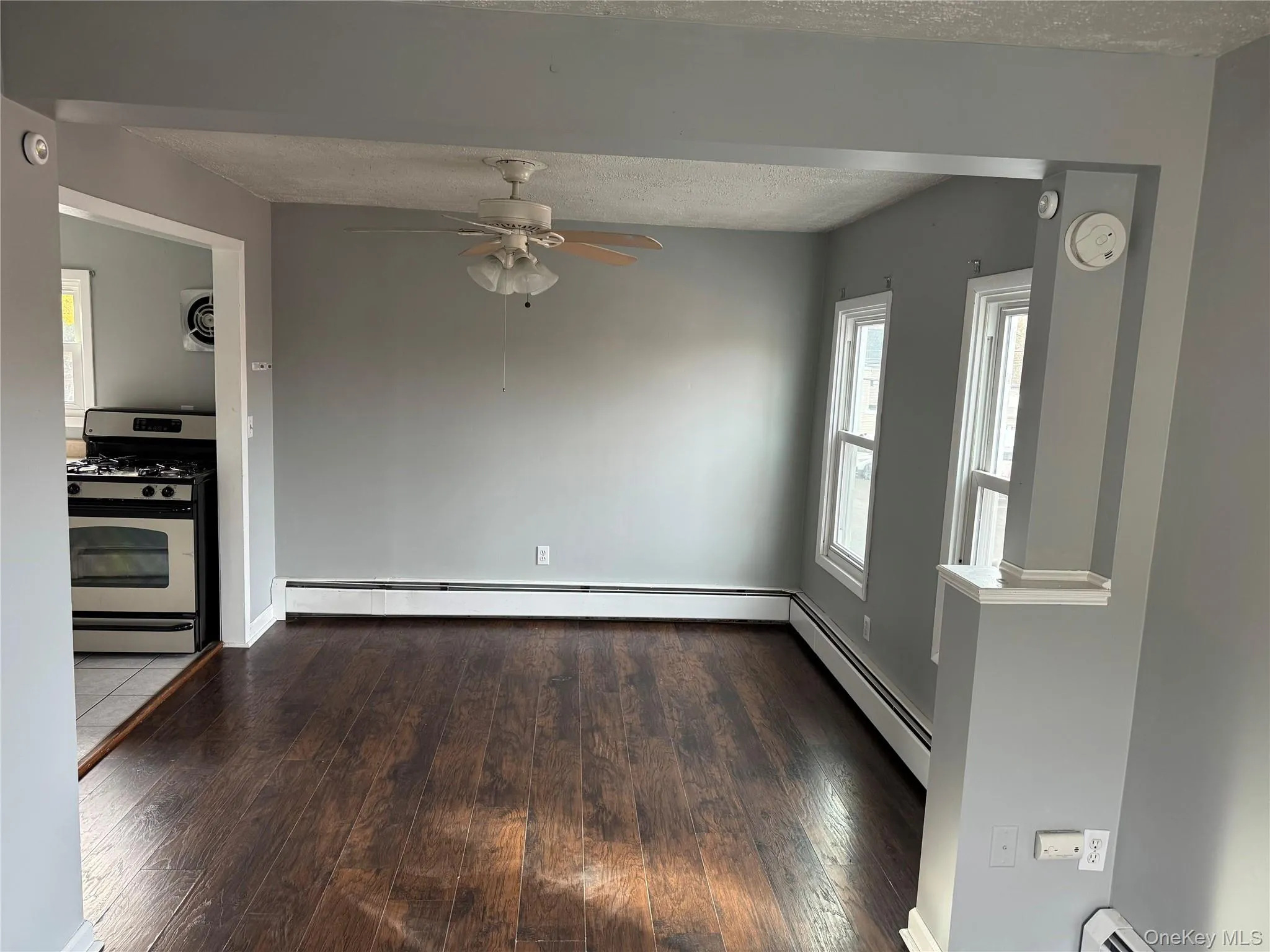 19 Columbus Street, New Windsor, NY, 1 Bedroom Bedrooms, 5 Rooms Rooms,1 BathroomBathrooms,Residential Lease,Idx,Columbus,0,939860 19 Columbus Street, New Windsor, NY, 1 Bedroom Bedrooms, 5 Rooms Rooms,1 BathroomBathrooms,Residential Lease,Idx,Columbus,0,939860
