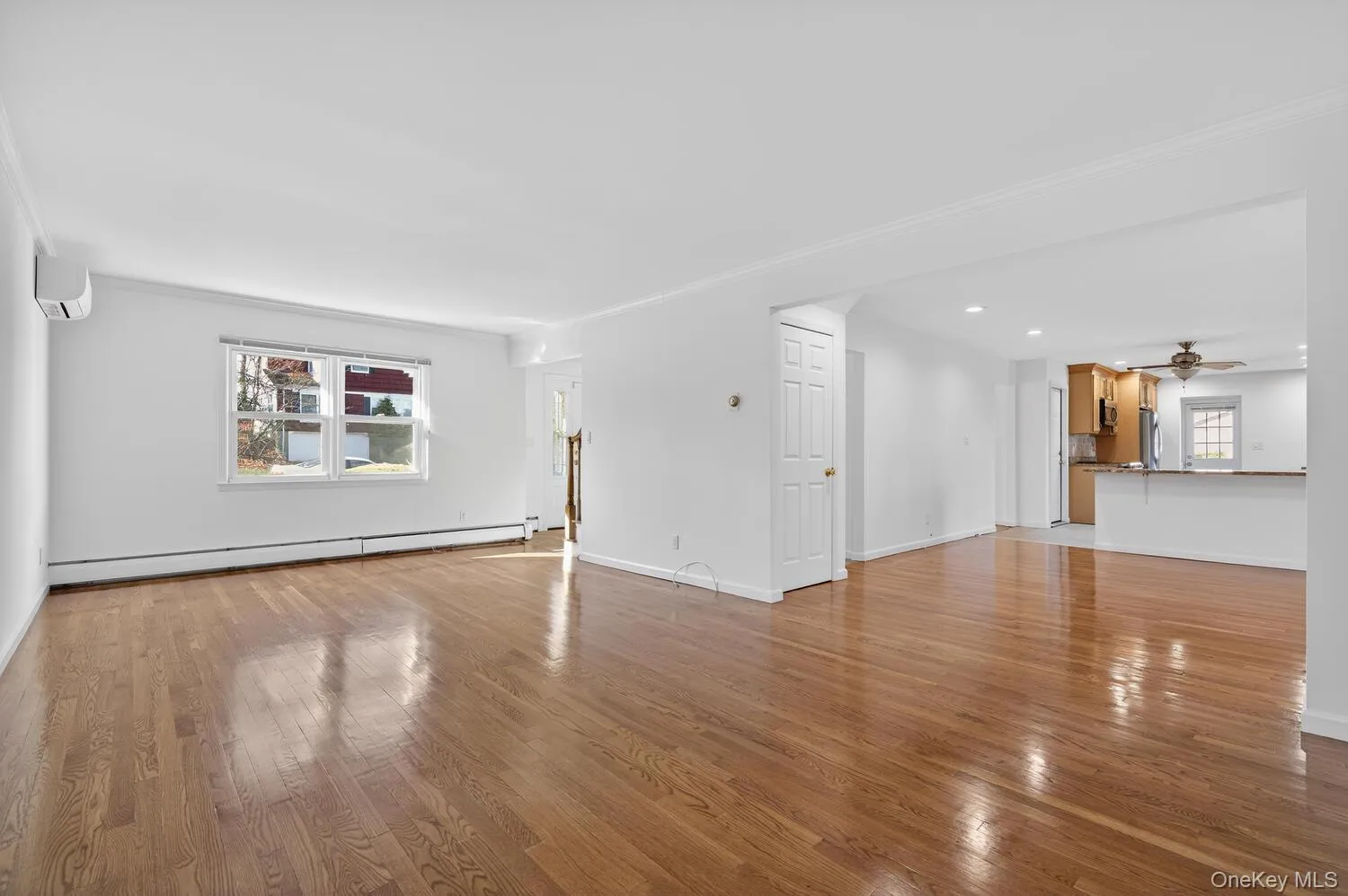 Living Room to Den and Kitchen Living Room to Den and Kitchen