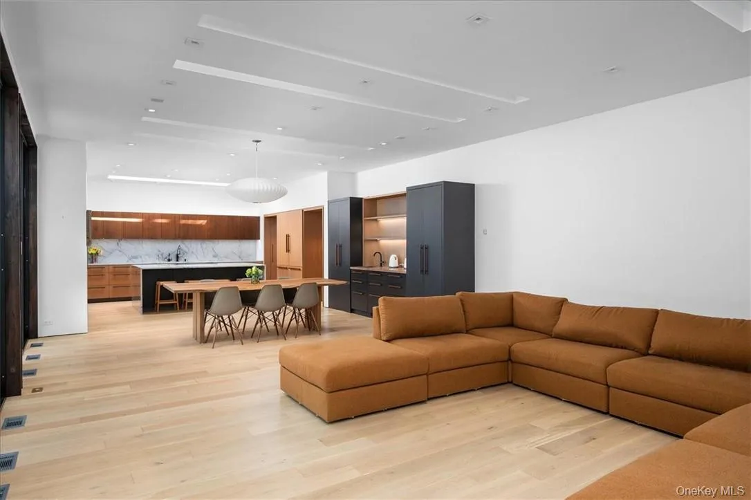 971 Fenimore Road, Mamaroneck, NY, 5 Bedrooms Bedrooms, 11 Rooms Rooms,4 BathroomsBathrooms,Residential Lease,Idx,Fenimore,0,939889 971 Fenimore Road, Mamaroneck, NY, 5 Bedrooms Bedrooms, 11 Rooms Rooms,4 BathroomsBathrooms,Residential Lease,Idx,Fenimore,0,939889