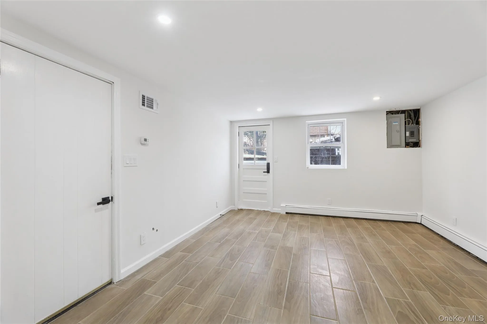 165 William Street, Orangetown, NY, 3 Bedrooms Bedrooms, 7 Rooms Rooms,1 BathroomBathrooms,Residential Lease,Idx,William,0,939894 165 William Street, Orangetown, NY, 3 Bedrooms Bedrooms, 7 Rooms Rooms,1 BathroomBathrooms,Residential Lease,Idx,William,0,939894