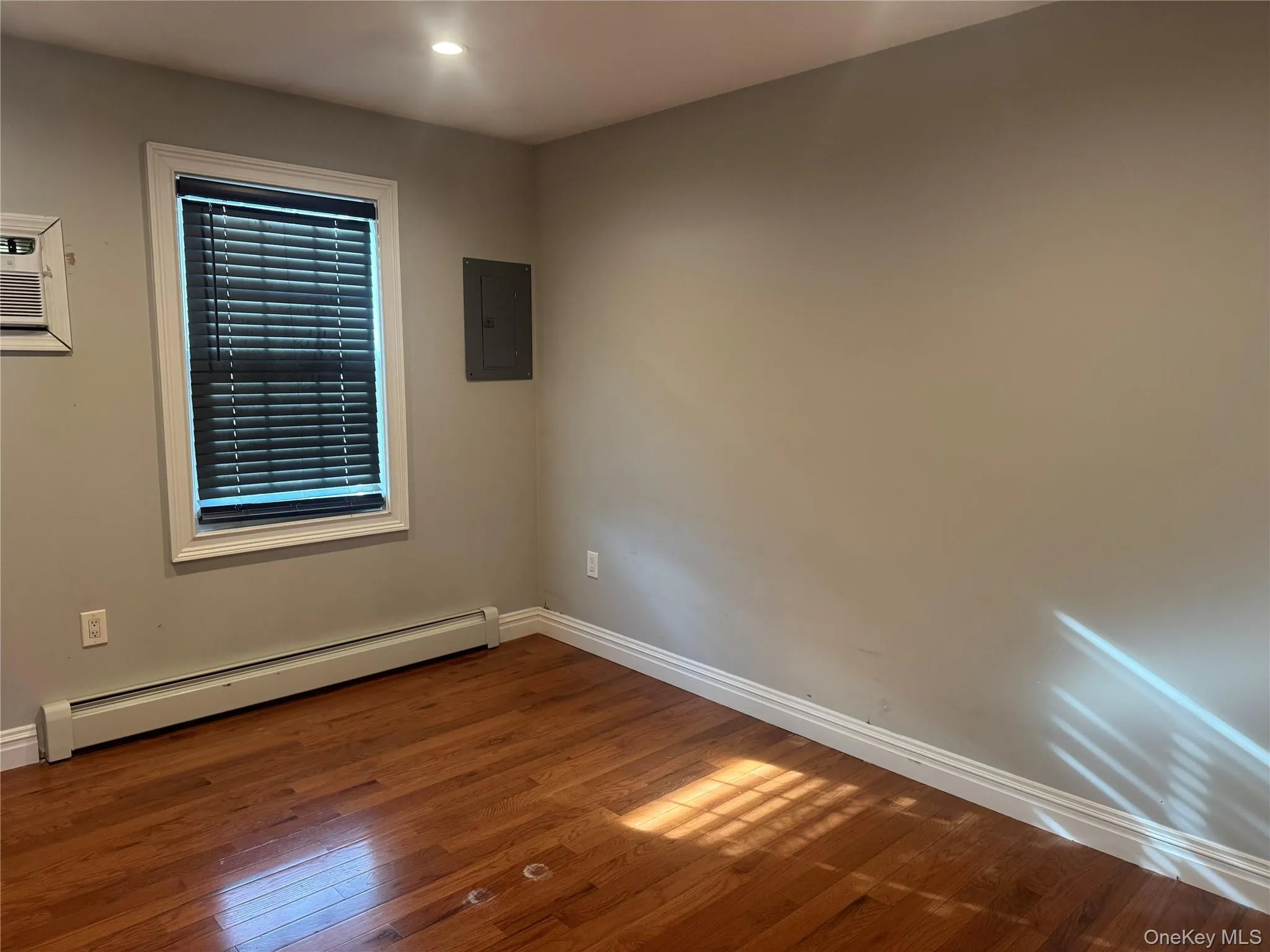 614 Monroe Boulevard, Long Beach, NY, 3 Bedrooms Bedrooms, 5 Rooms Rooms,1 BathroomBathrooms,Residential Lease,Idx,Monroe,0,939964 614 Monroe Boulevard, Long Beach, NY, 3 Bedrooms Bedrooms, 5 Rooms Rooms,1 BathroomBathrooms,Residential Lease,Idx,Monroe,0,939964