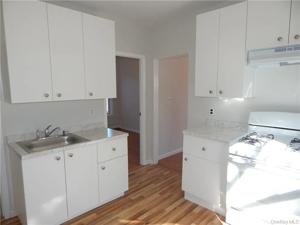 5 John Street, Greenburgh, NY, 2 Bedrooms Bedrooms, 4 Rooms Rooms,1 BathroomBathrooms,Residential Lease,Idx,John,0,939976 5 John Street, Greenburgh, NY, 2 Bedrooms Bedrooms, 4 Rooms Rooms,1 BathroomBathrooms,Residential Lease,Idx,John,0,939976