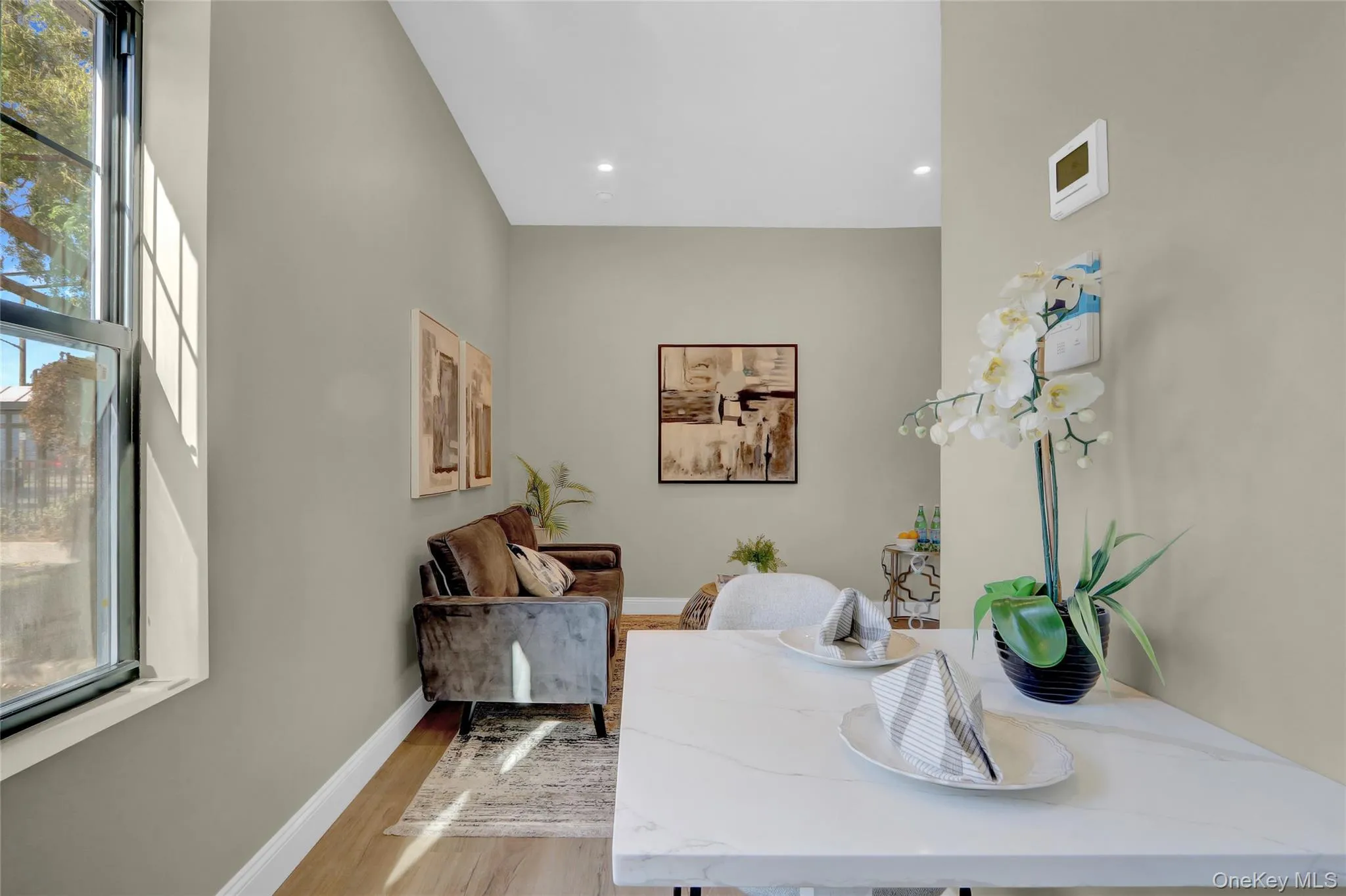 610 Jericho Turnpike, North Hempstead, NY, 1 Bedroom Bedrooms, 3 Rooms Rooms,1 BathroomBathrooms,Residential Lease,Idx,Jericho,0,940037 610 Jericho Turnpike, North Hempstead, NY, 1 Bedroom Bedrooms, 3 Rooms Rooms,1 BathroomBathrooms,Residential Lease,Idx,Jericho,0,940037