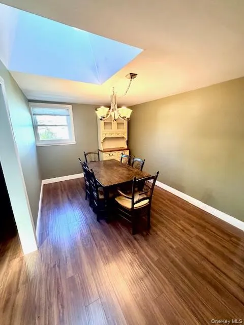 Dining Room off Kitchen W/ Skylight Dining Room off Kitchen W/ Skylight