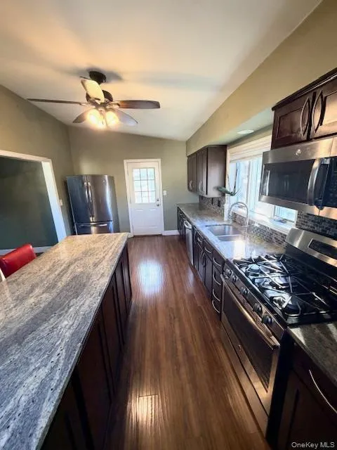 Newer Stainless Applicances Newer Stainless Applicances