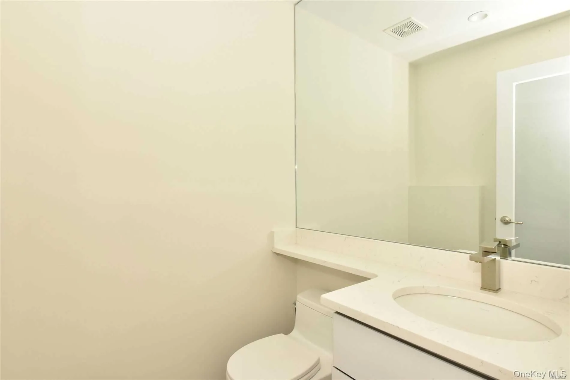 1415 Old Northern Boulevard, North Hempstead, NY, 2 Bedrooms Bedrooms, 3 Rooms Rooms,2 BathroomsBathrooms,Residential Lease,Idx,Old Northern,0,940073 1415 Old Northern Boulevard, North Hempstead, NY, 2 Bedrooms Bedrooms, 3 Rooms Rooms,2 BathroomsBathrooms,Residential Lease,Idx,Old Northern,0,940073