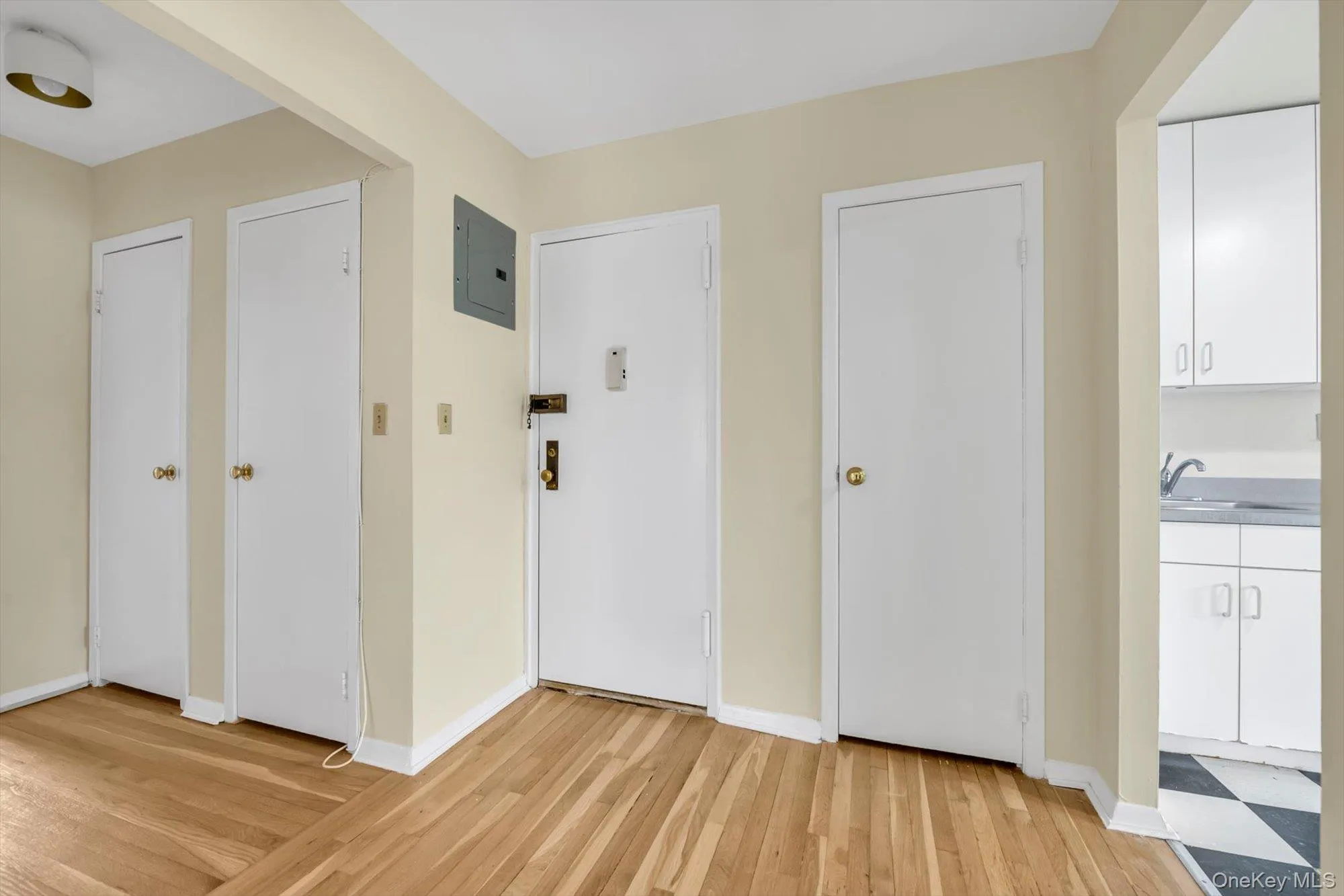 643 Pelham Road, New Rochelle, NY, 1 Bedroom Bedrooms, 4 Rooms Rooms,1 BathroomBathrooms,Residential,For Rent,Pelham,0,940074 643 Pelham Road, New Rochelle, NY, 1 Bedroom Bedrooms, 4 Rooms Rooms,1 BathroomBathrooms,Residential,For Rent,Pelham,0,940074