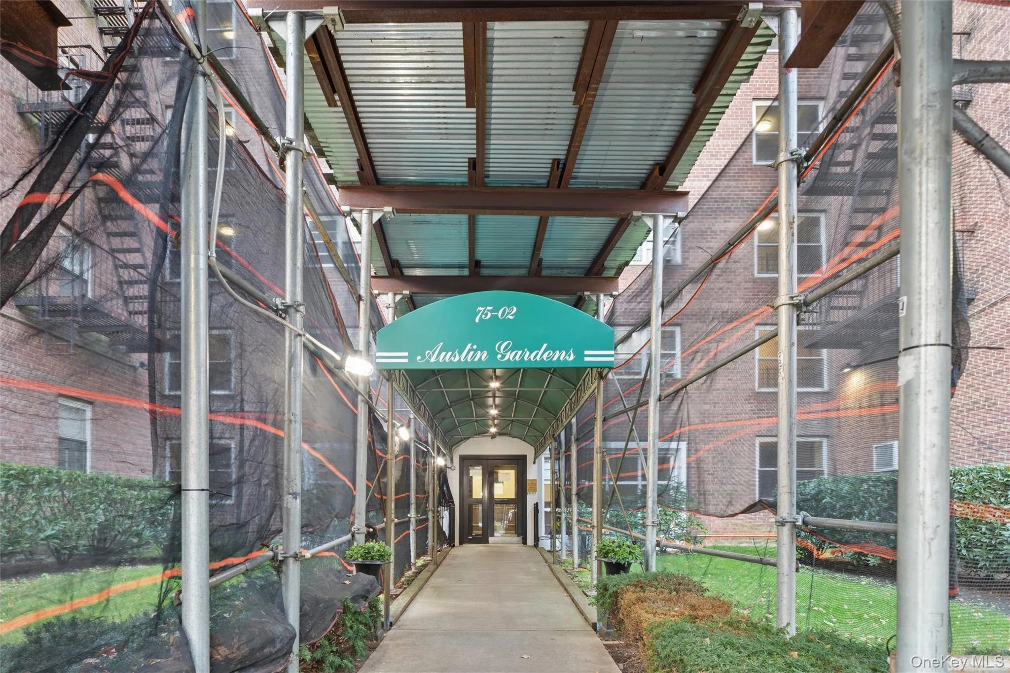 75-02 Austin Street, New York, NY, 1 Room Rooms,1 BathroomBathrooms,Residential,For Rent,Austin,0,940088 75-02 Austin Street, New York, NY, 1 Room Rooms,1 BathroomBathrooms,Residential,For Rent,Austin,0,940088