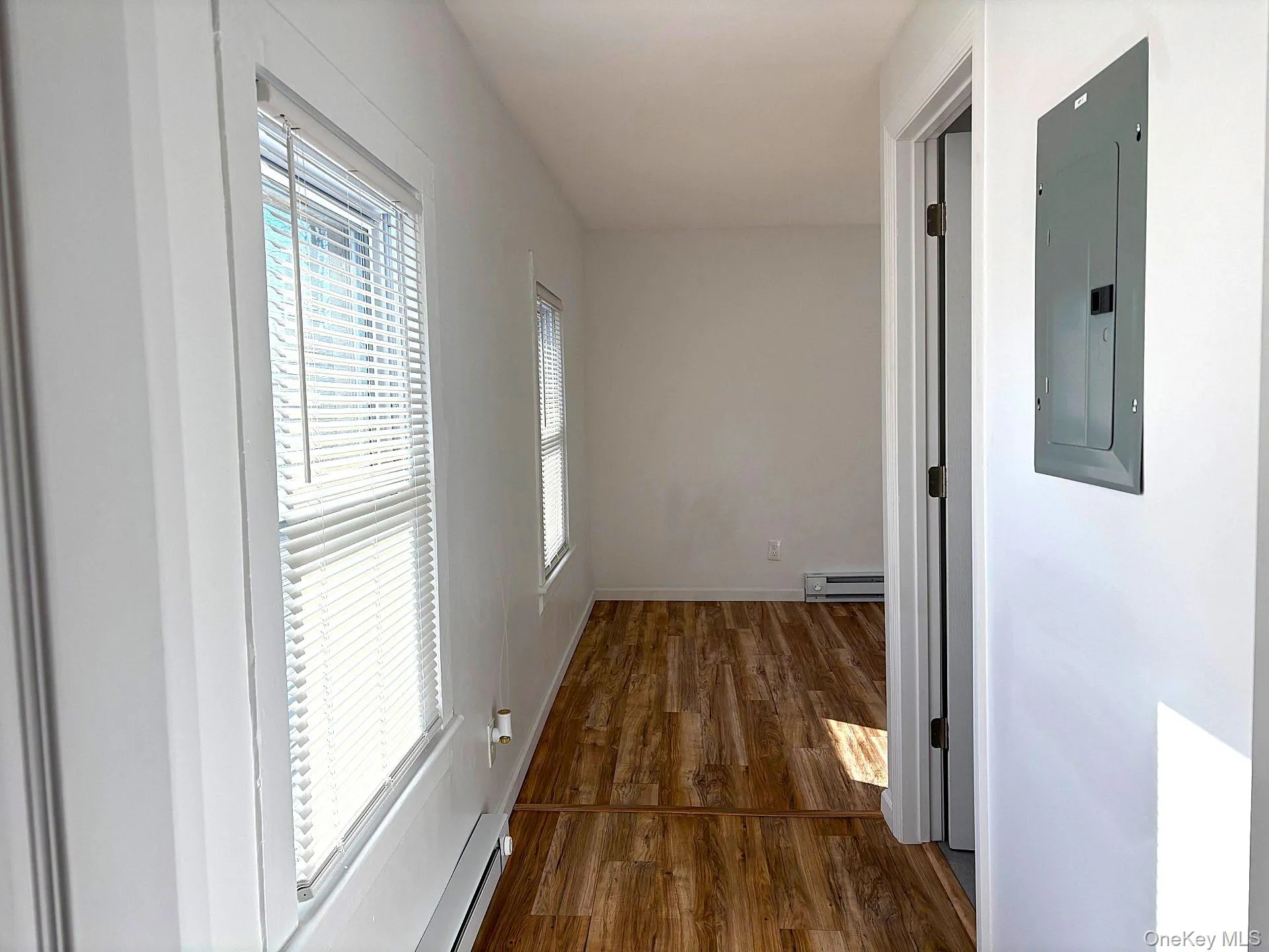 447 Route 376, East Fishkill, NY, 1 Bedroom Bedrooms, 3 Rooms Rooms,1 BathroomBathrooms,Residential Lease,Idx,Route 376,0,940099 447 Route 376, East Fishkill, NY, 1 Bedroom Bedrooms, 3 Rooms Rooms,1 BathroomBathrooms,Residential Lease,Idx,Route 376,0,940099