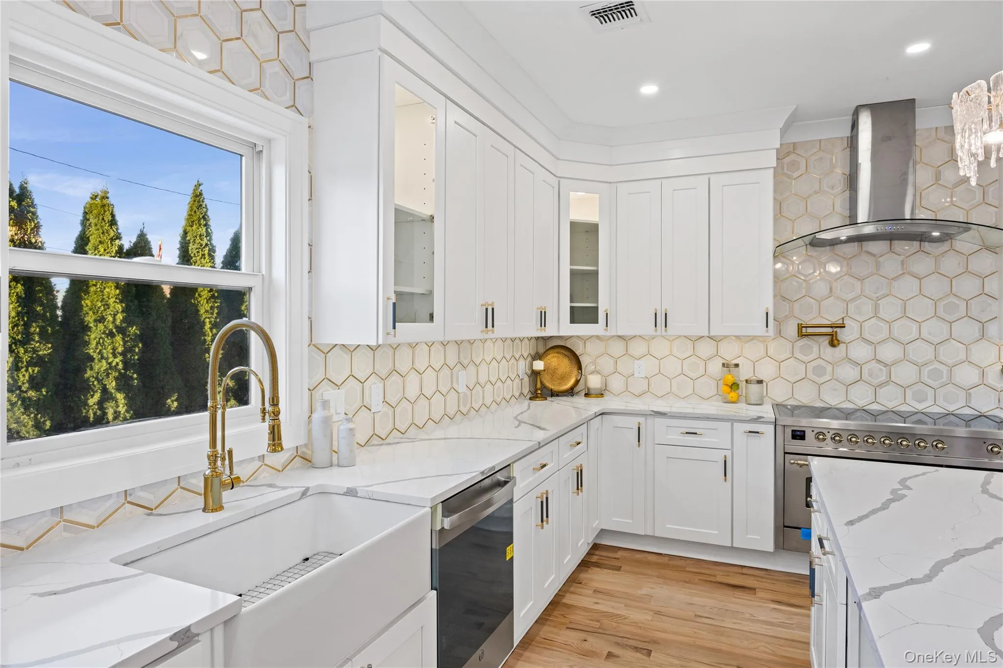 2369 Stewart Avenue, Hempstead, NY, 5 Bedrooms Bedrooms, 9 Rooms Rooms,3 BathroomsBathrooms,Residential Lease,Idx,Stewart,0,940133 2369 Stewart Avenue, Hempstead, NY, 5 Bedrooms Bedrooms, 9 Rooms Rooms,3 BathroomsBathrooms,Residential Lease,Idx,Stewart,0,940133