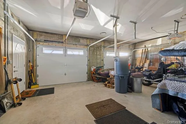 130 Hanley Road, Middletown, NY, 3 Bedrooms Bedrooms, 5 Rooms Rooms,2 BathroomsBathrooms,Residential Sale,For Rent,Hanley,0,940139 130 Hanley Road, Middletown, NY, 3 Bedrooms Bedrooms, 5 Rooms Rooms,2 BathroomsBathrooms,Residential Sale,For Rent,Hanley,0,940139