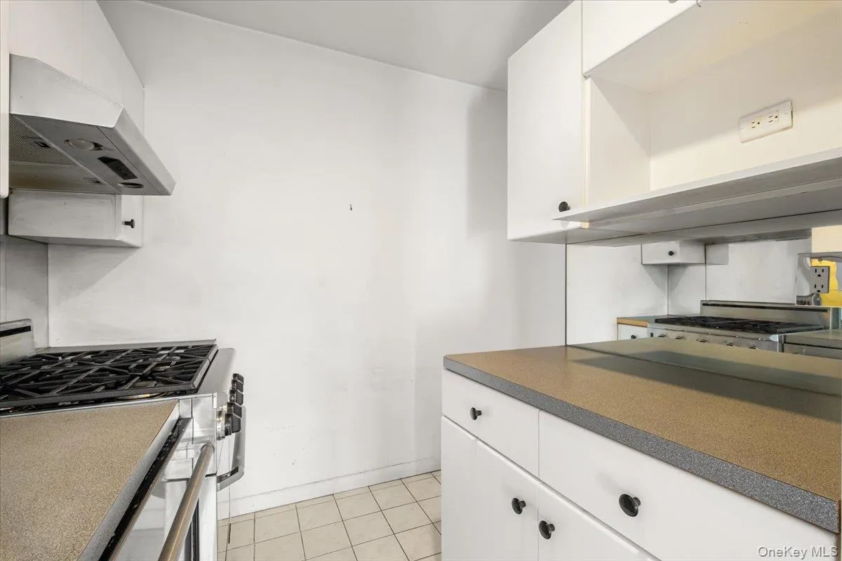 1299 Palmer Avenue, Mamaroneck, NY, 1 Bedroom Bedrooms, 3 Rooms Rooms,1 BathroomBathrooms,Residential,For Rent,Palmer,0,940178 1299 Palmer Avenue, Mamaroneck, NY, 1 Bedroom Bedrooms, 3 Rooms Rooms,1 BathroomBathrooms,Residential,For Rent,Palmer,0,940178