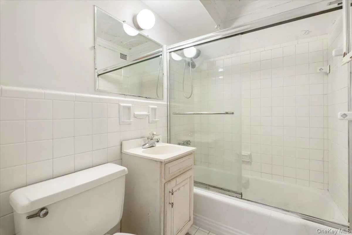 1299 Palmer Avenue, Mamaroneck, NY, 1 Bedroom Bedrooms, 3 Rooms Rooms,1 BathroomBathrooms,Residential,For Rent,Palmer,0,940178 1299 Palmer Avenue, Mamaroneck, NY, 1 Bedroom Bedrooms, 3 Rooms Rooms,1 BathroomBathrooms,Residential,For Rent,Palmer,0,940178