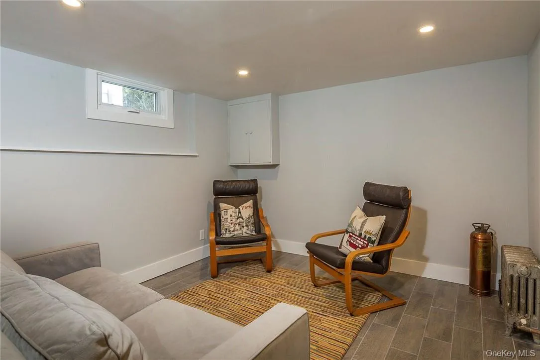 64 Parkview Drive, Eastchester, NY, 3 Bedrooms Bedrooms, 7 Rooms Rooms,2 BathroomsBathrooms,Residential Lease,Idx,Parkview,0,940186 64 Parkview Drive, Eastchester, NY, 3 Bedrooms Bedrooms, 7 Rooms Rooms,2 BathroomsBathrooms,Residential Lease,Idx,Parkview,0,940186