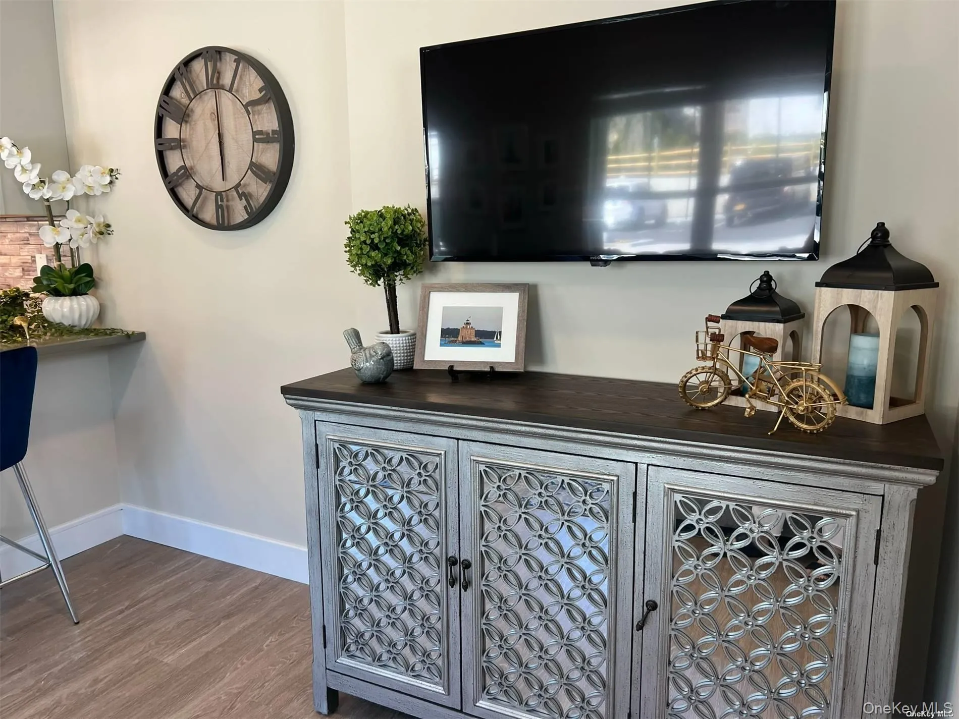 1080 New York Avenue, Huntington, NY, 1 Bedroom Bedrooms, 3 Rooms Rooms,1 BathroomBathrooms,Residential Lease,Idx,New York,0,940192 1080 New York Avenue, Huntington, NY, 1 Bedroom Bedrooms, 3 Rooms Rooms,1 BathroomBathrooms,Residential Lease,Idx,New York,0,940192