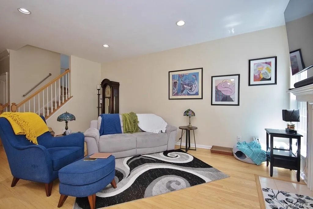 836 Huntington Drive, Fishkill, NY, 3 Bedrooms Bedrooms, 8 Rooms Rooms,2 BathroomsBathrooms,Residential Lease,Idx,Huntington,0,940211 836 Huntington Drive, Fishkill, NY, 3 Bedrooms Bedrooms, 8 Rooms Rooms,2 BathroomsBathrooms,Residential Lease,Idx,Huntington,0,940211