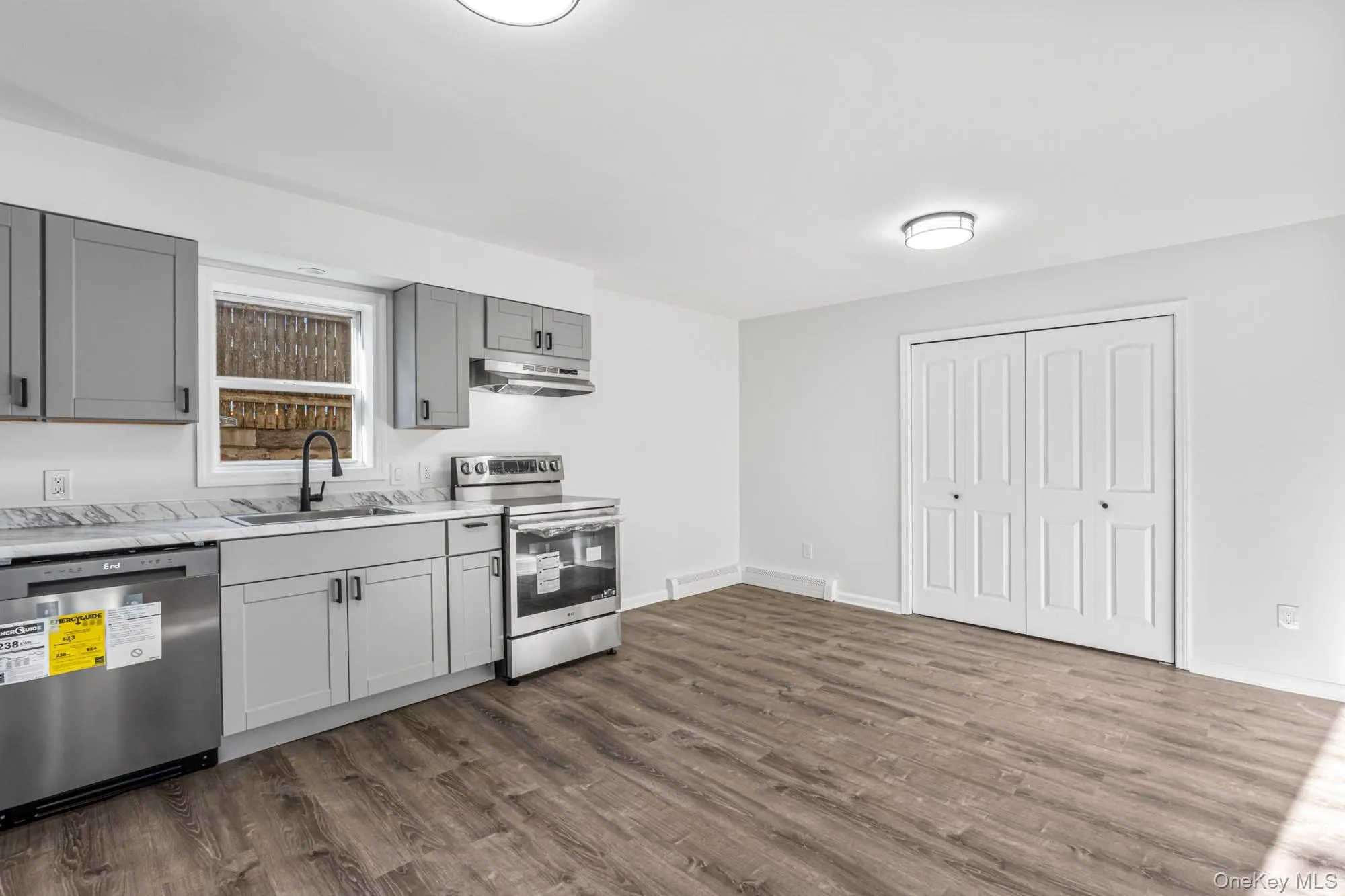 198 Woodland Avenue, Yonkers, NY, 3 Bedrooms Bedrooms, 6 Rooms Rooms,2 BathroomsBathrooms,Residential Lease,Idx,Woodland,0,940212 198 Woodland Avenue, Yonkers, NY, 3 Bedrooms Bedrooms, 6 Rooms Rooms,2 BathroomsBathrooms,Residential Lease,Idx,Woodland,0,940212