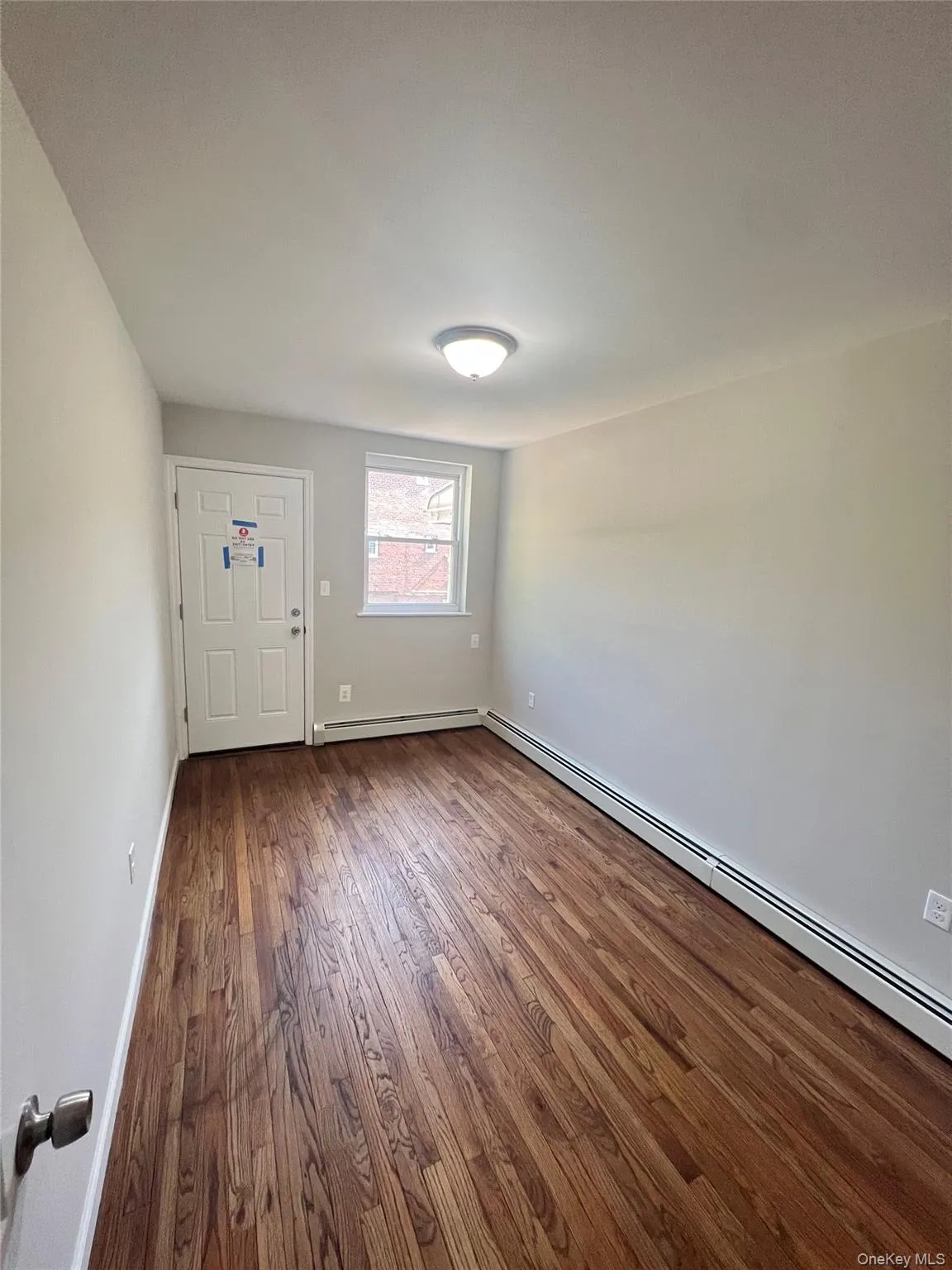 Bedroom 2 with direct access to the backyard Bedroom 2 with direct access to the backyard