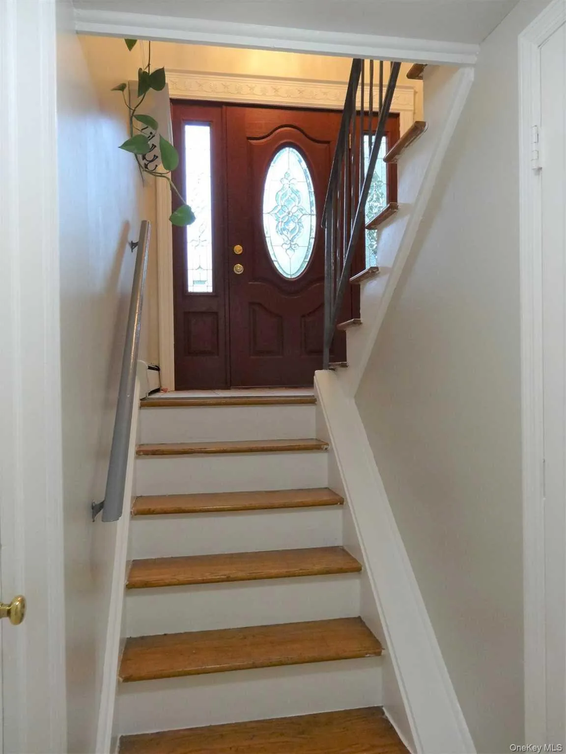 Stairs to lower Level Stairs to lower Level