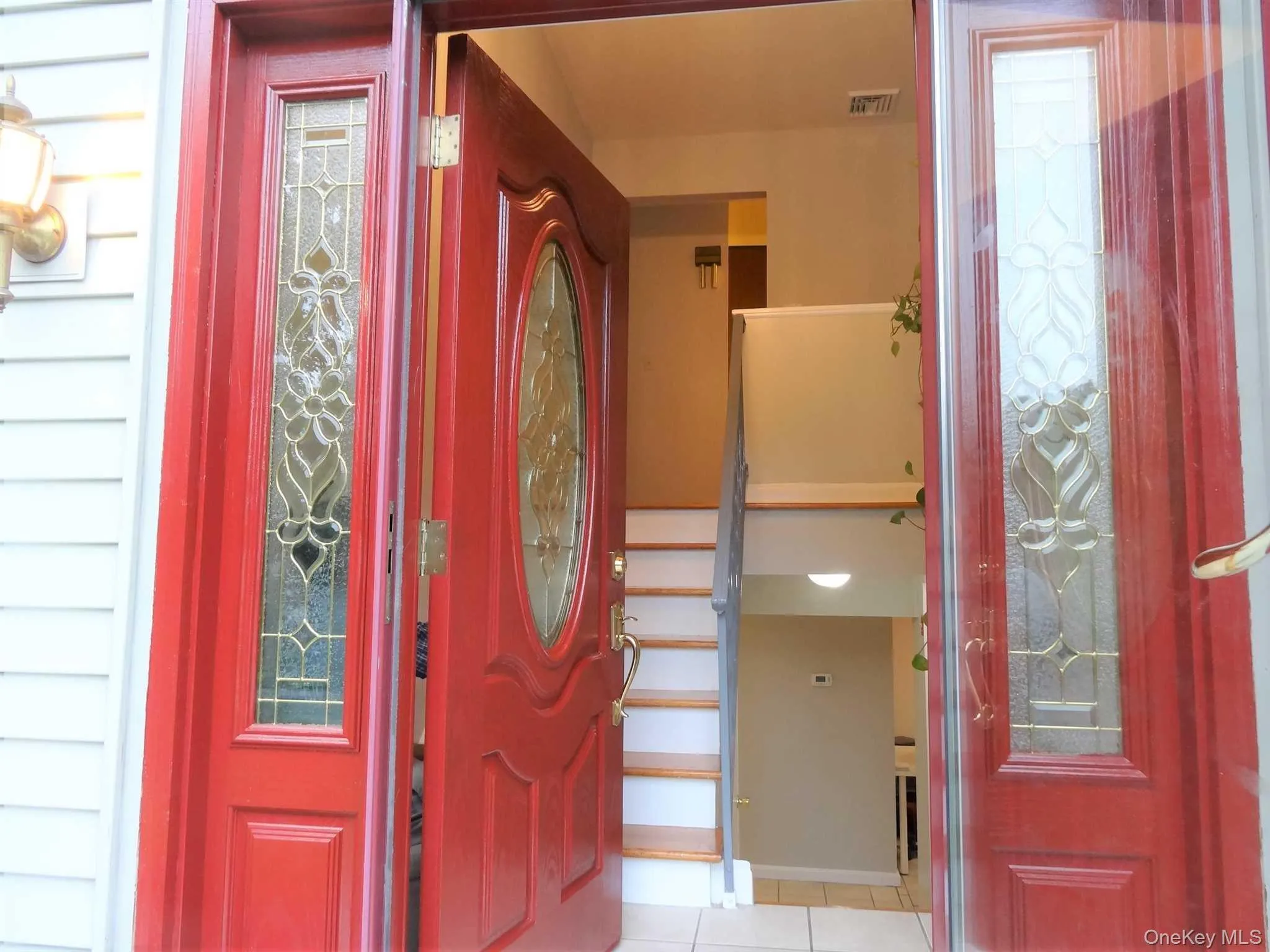 Come on in Come on in